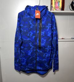 Blue camo clearance nike tracksuit