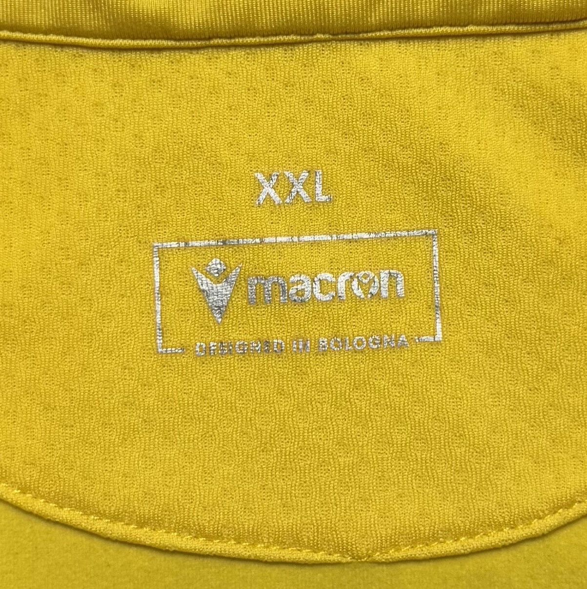 Macron Oxford United 2022 2023 Football Soccer 1/4 Zip Top Macron Size US XXL / EU 58 / 5 - 10 Thumbnail