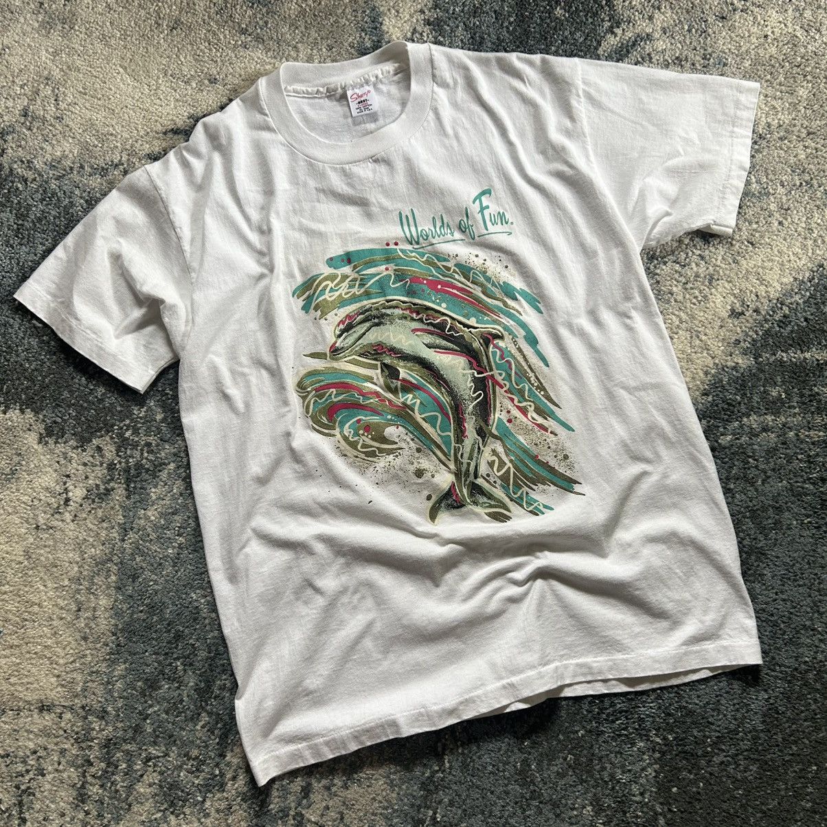 Vintage 90s WORLDS OF FUN K.C. U.S.A. MEMPHiS DESiGN NEON DOLPHiN Size US XL / EU 56 / 4 - 12 Thumbnail