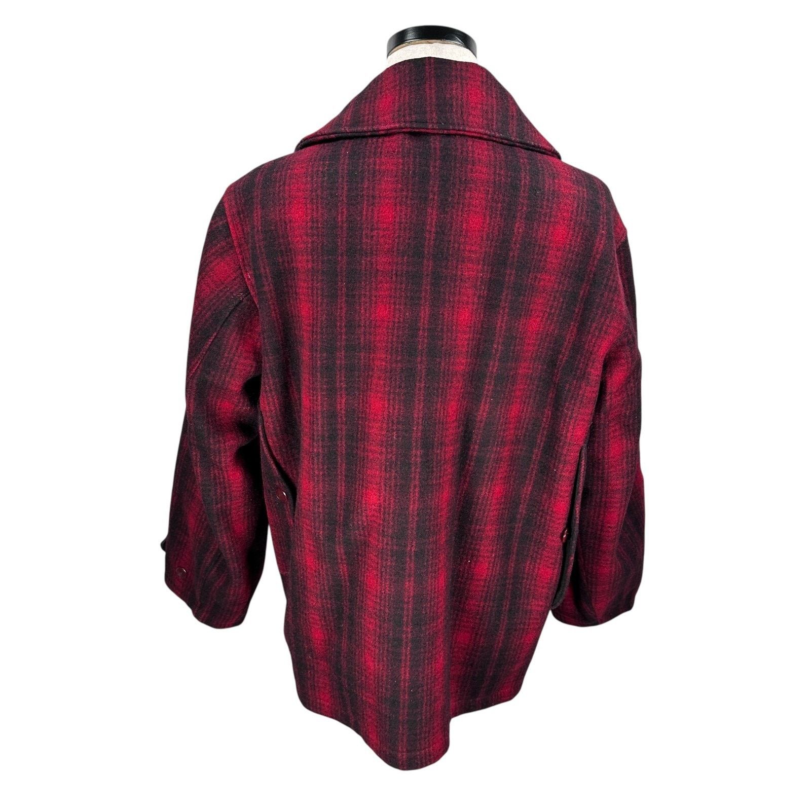 & Other Stories Vintage Woolrich Jacket Men’s 44 Red Black Plaid Wool Coat Size US L / EU 52-54 / 3 - 5 Thumbnail