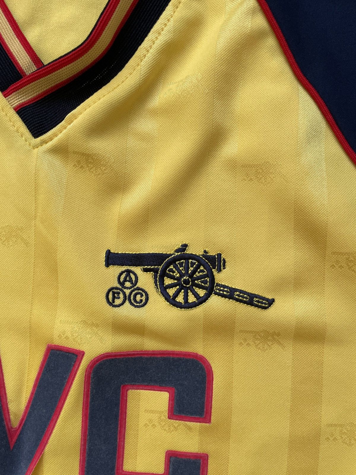 Vintage Arsenal JVC 1988-1989 Away Score Draw Yellow jersey t shirt Size US L / EU 52-54 / 3 - 10 Thumbnail