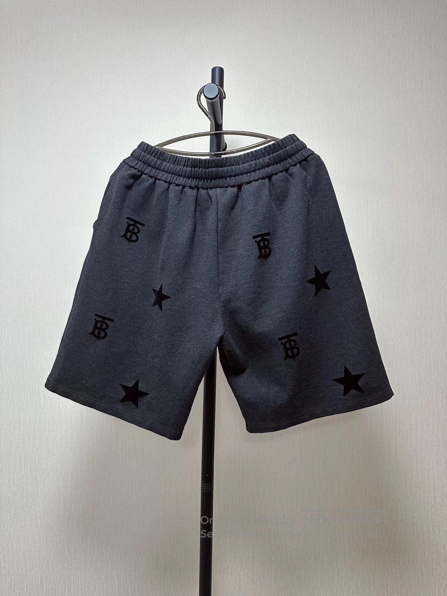 Burberry Burberry Dark Gray Cotton Shorts. Size US 26 / EU 42 - 9 Thumbnail
