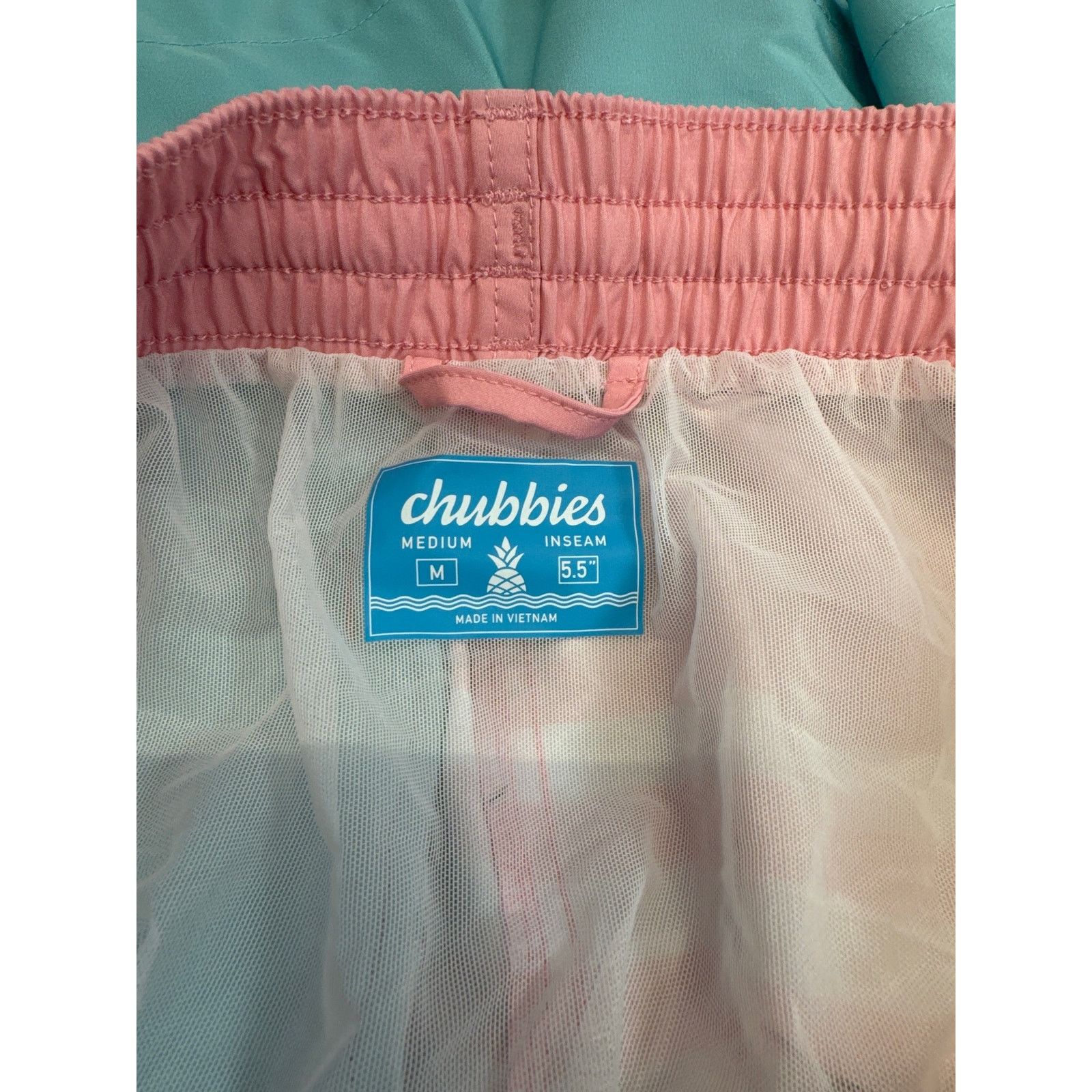 Chubbies Chubbies 5 1/2 inch classic swim trunk men sz M Size US 32 / EU 48 - 6 Thumbnail
