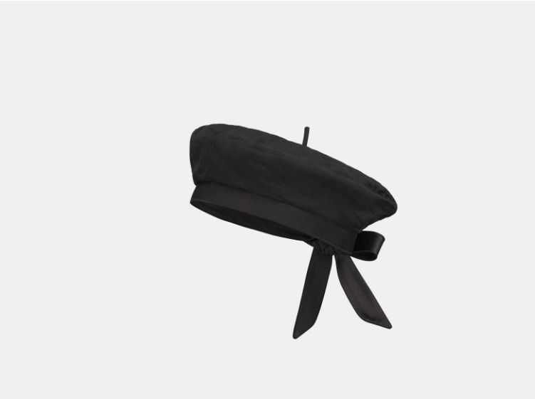 Dior o1w1db10425 35DAT91 Size: OS / Beret Cap / Hat in Black Size ONE SIZE - 1 Thumbnail