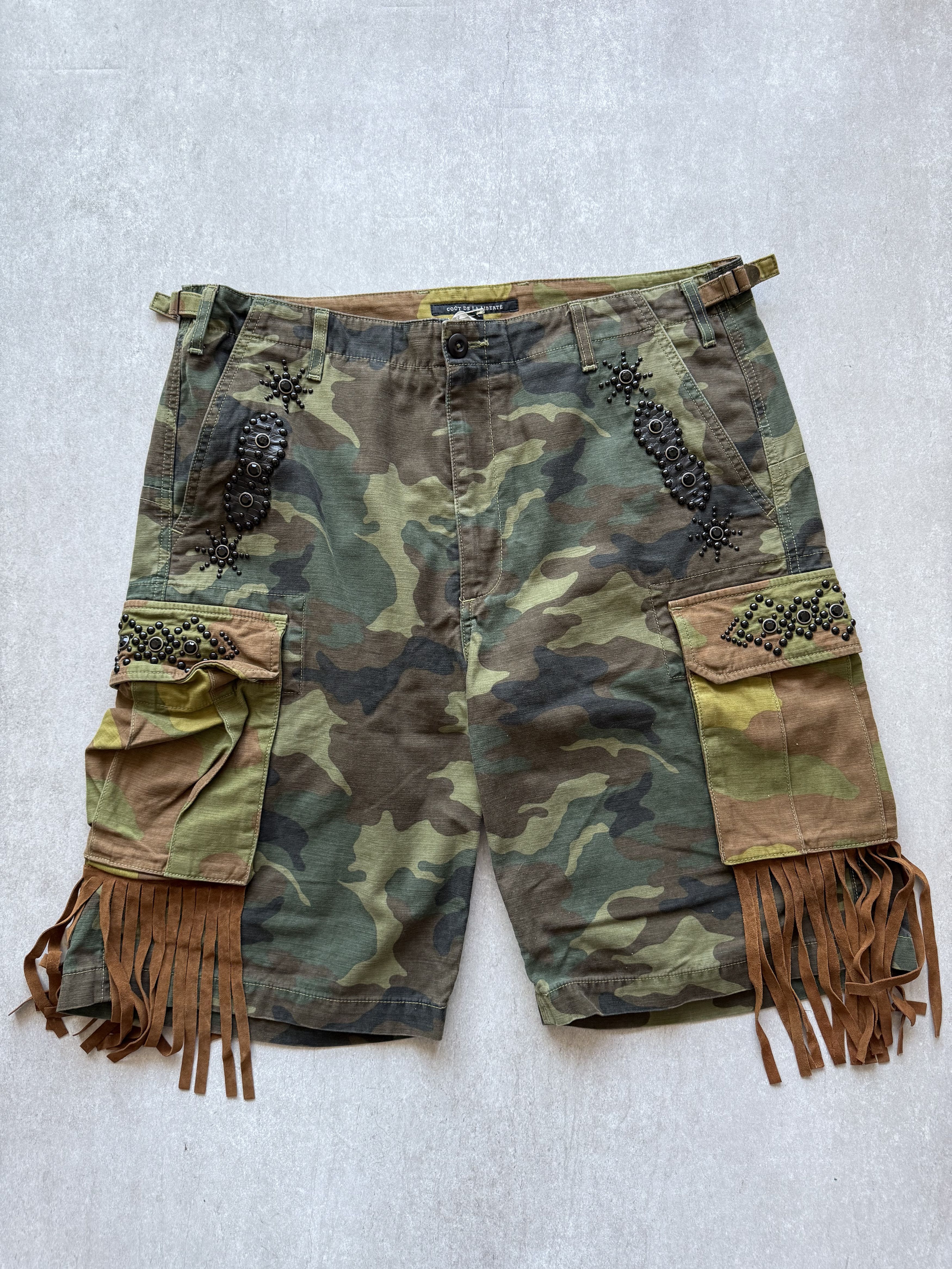 Cout de la Liberte Coute De La Liberte Camo Cargo Shorts Size US 36 / EU 52 - 1 Thumbnail