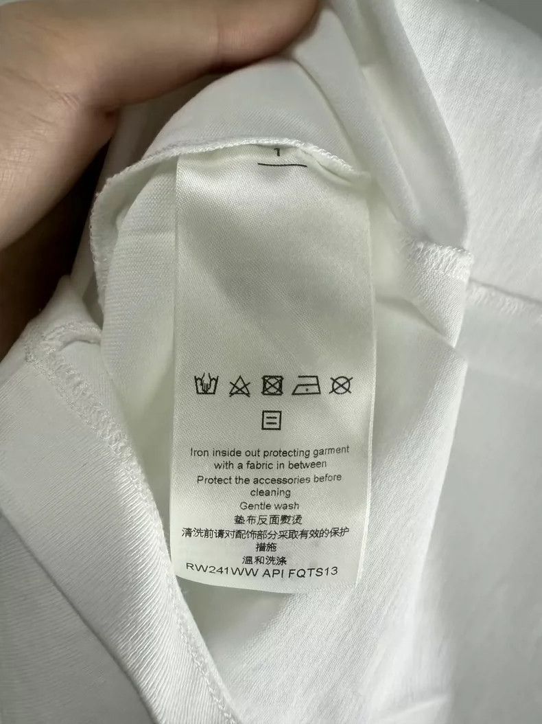 Louis Vuitton Louis Vuitton White Short Sleeve Tshirt-2506 Size US S / EU 44-46 / 1 - 4 Thumbnail