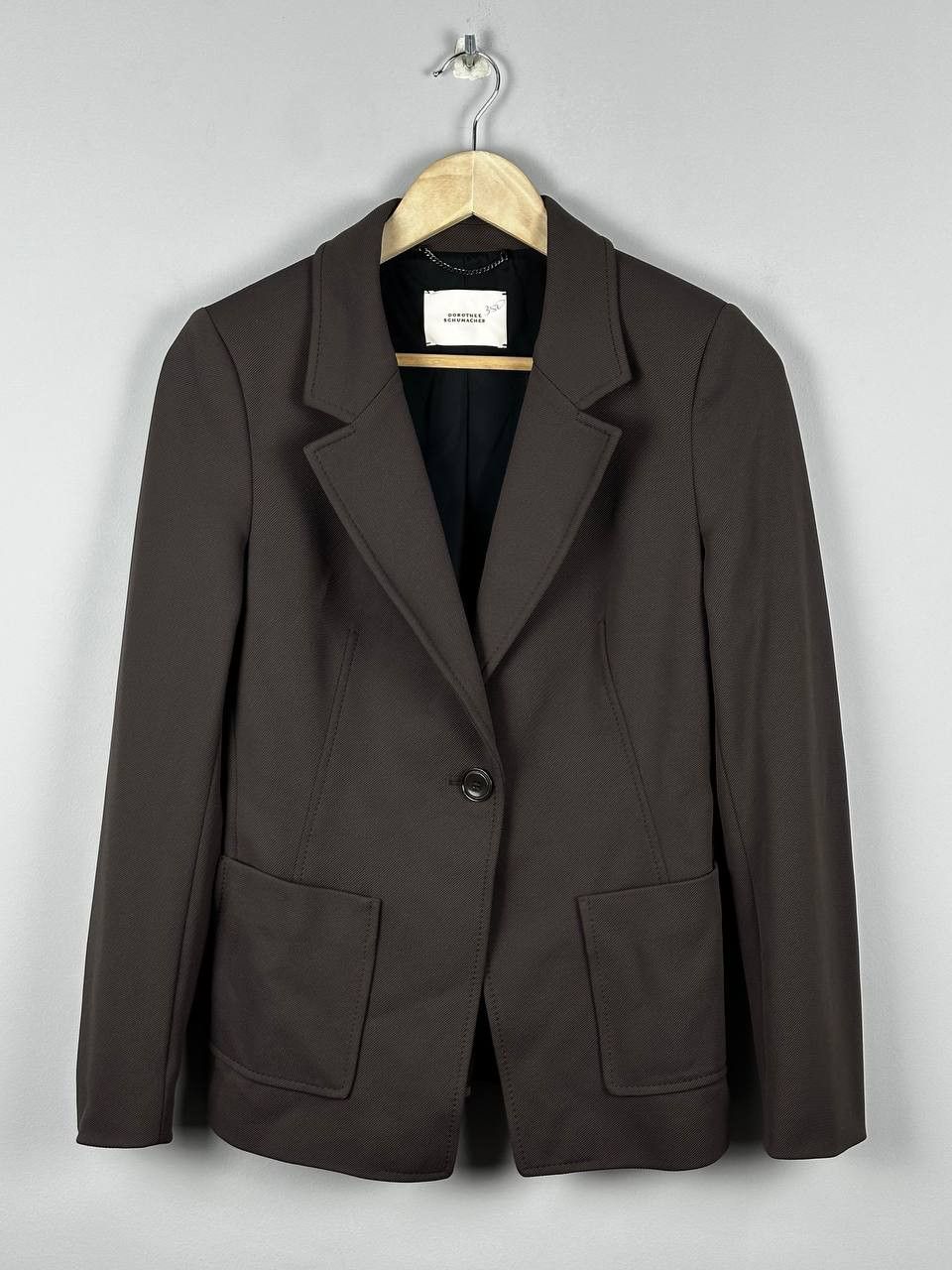 DOROTHEE SCHUMACHER Dorothee Schumacher Brown Luxury Blazer Size XS / US 0-2 / IT 36-38 - 1 Thumbnail