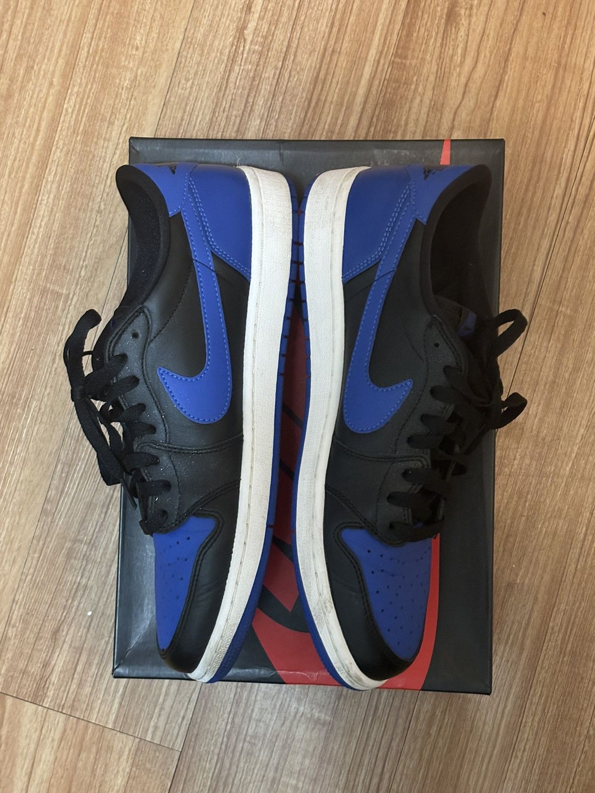 Nike AIR JORDAN 1 RETRO LOW OG Size US 11.5 / EU 44-45 - 3 Thumbnail