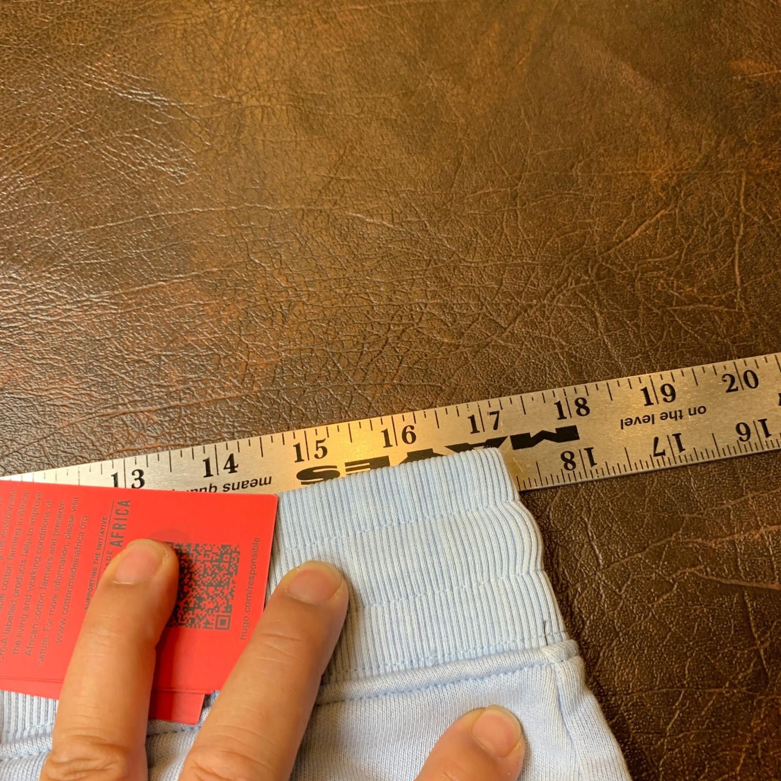 Hugo Boss Rare Mens Hugo Boss Unique Shorts Red Label Sz. MED (324) Size US 32 / EU 48 - 8 Thumbnail