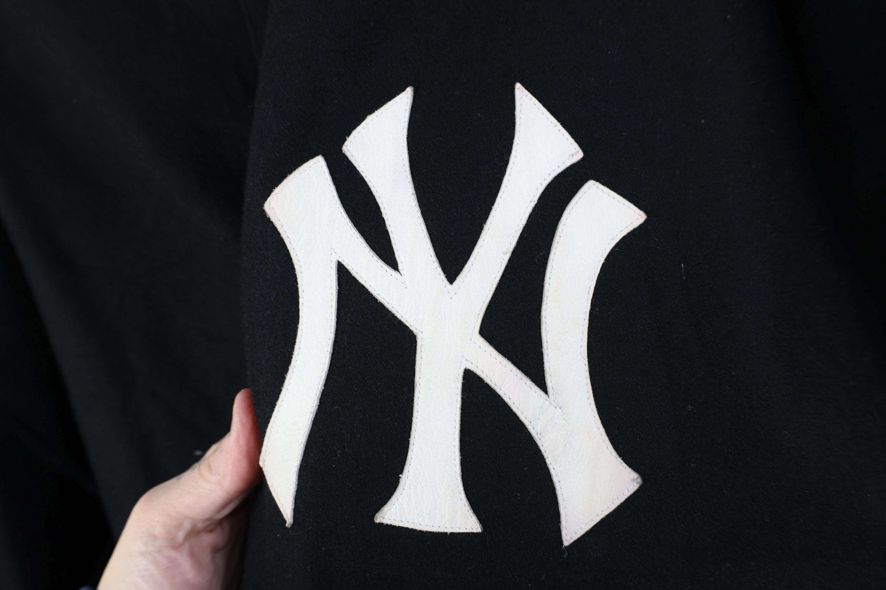 Vintage Vintage 90s JH Design Yankees Baseball Varsity Jacket Black Size US XXL / EU 58 / 5 - 4 Thumbnail