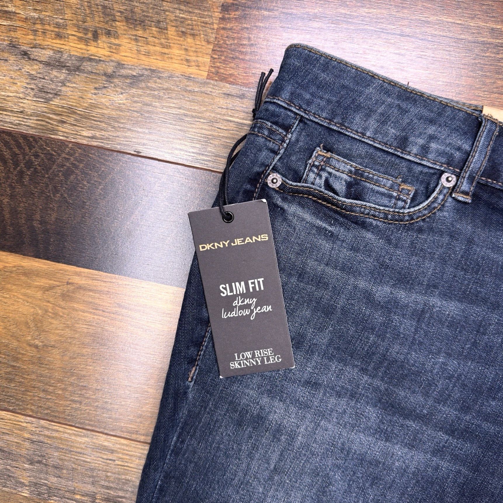 DKNY DKNY Ludlow Jeans Womens 10 Slim Skinny Low Rise 5-Pocket Denim Blue City Medium Wash Size 32" / US 10 / IT 46 - 3 Thumbnail