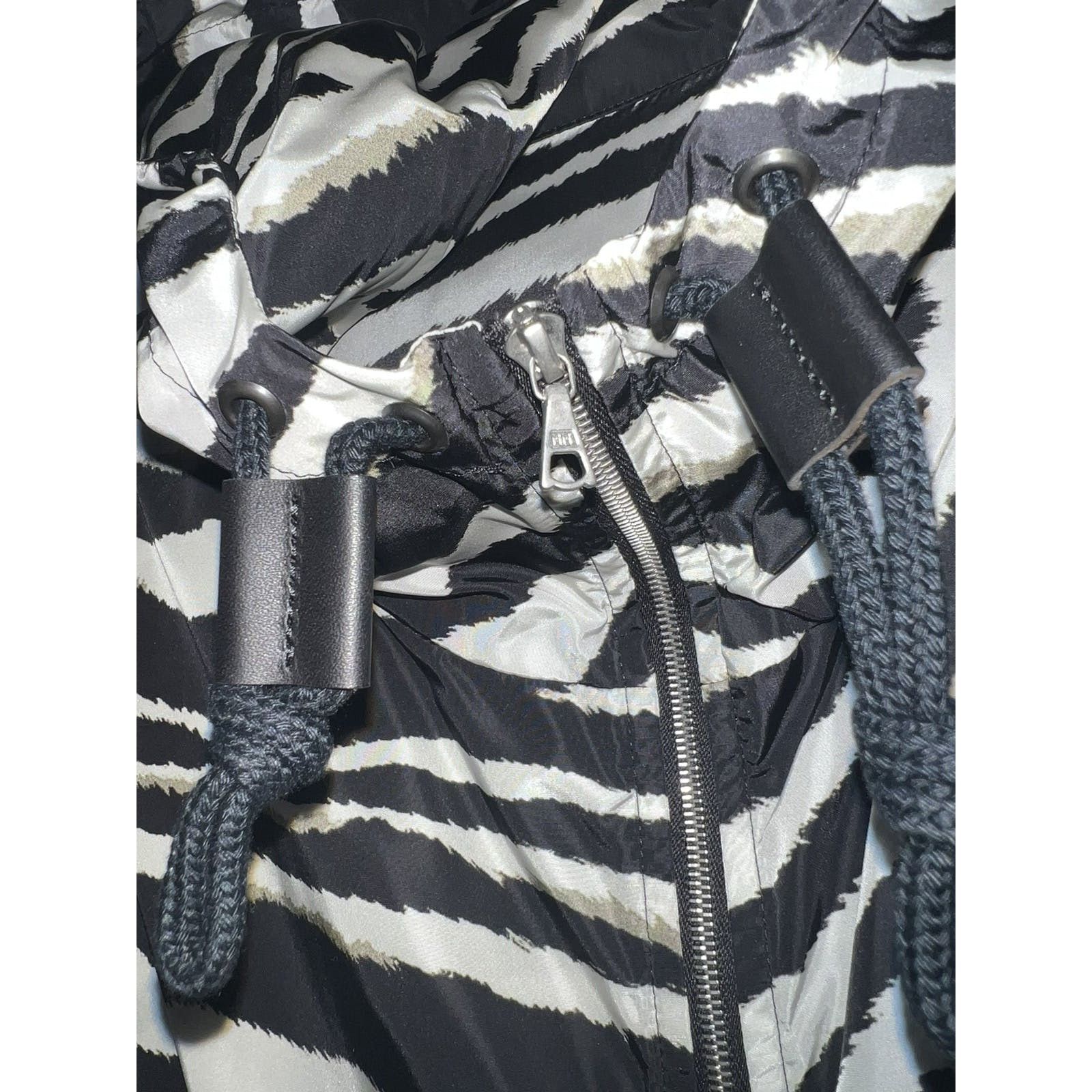 Dries Van Noten Dries Van Noten Zebra Print Rain Coat Size US M / EU 48-50 / 2 - 5 Thumbnail