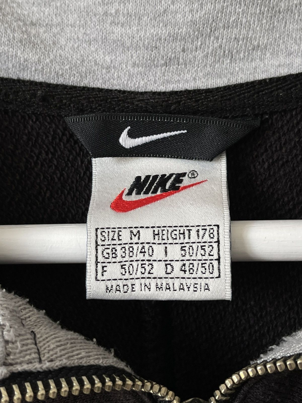 Nike 90's Vintage Nike 1/4 Zip Sweatshirt Y2k Rare Spell Out Logo Size US M / EU 48-50 / 2 - 4 Thumbnail