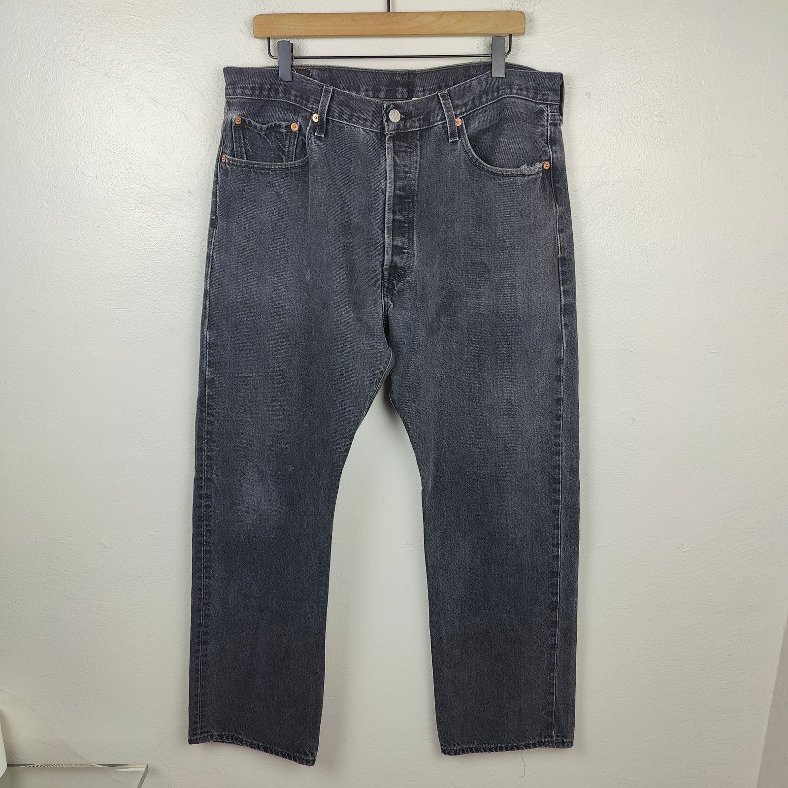 Levi's Vintage 90s Levi's 501 Jeans Mens 38x32 Black Straight Size US 38 / EU 54 - 1 Thumbnail
