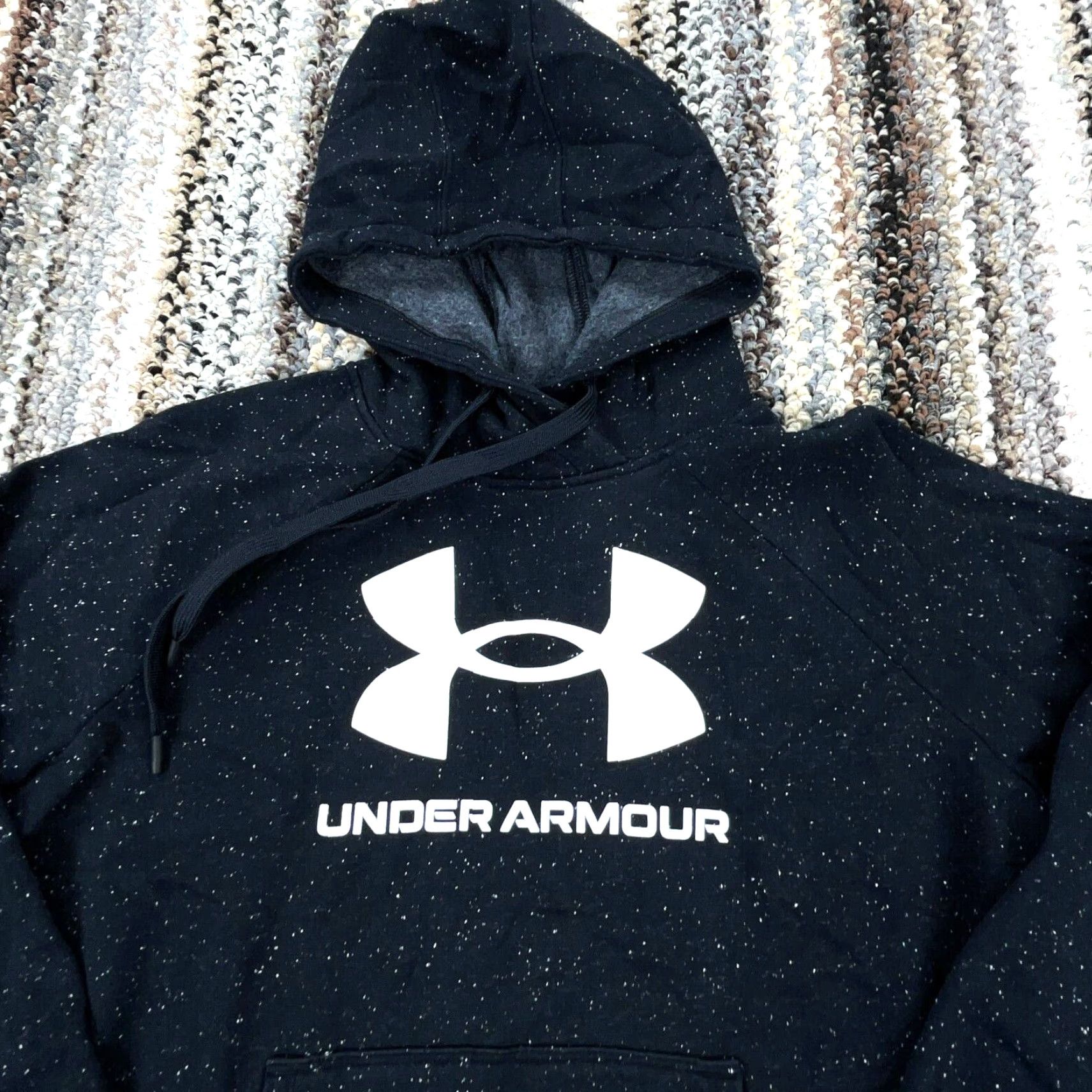 Under Armour Under Armour Hoodie Men Medium Black White Sweatshirt Sweater Spotted Big Logo Size US M / EU 48-50 / 2 - 3 Thumbnail