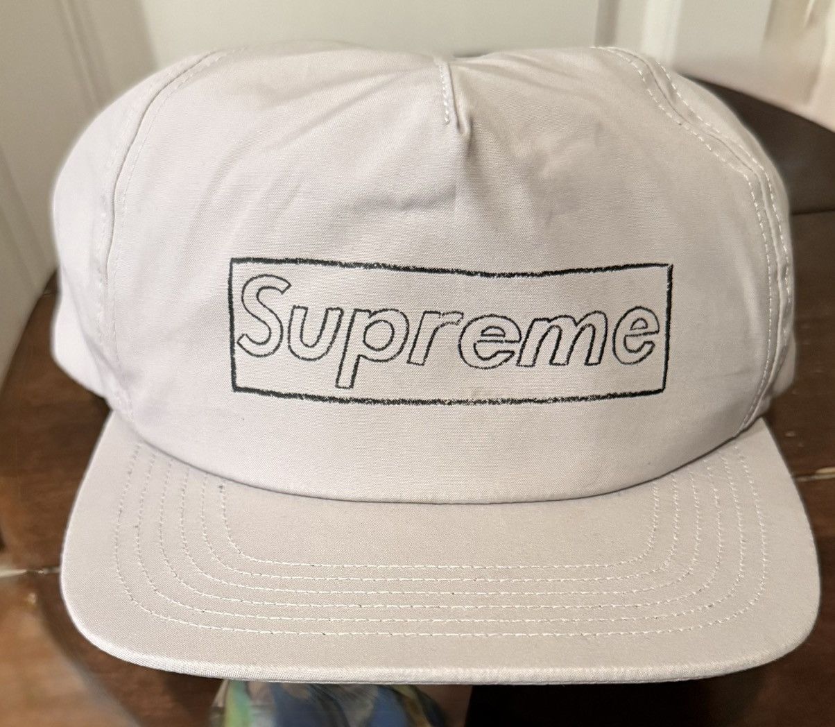 Kaws × Supreme Supreme x Kaws Chalk Logo 5-Panel Hat Light Gray Snapback Size ONE SIZE - 6 Thumbnail