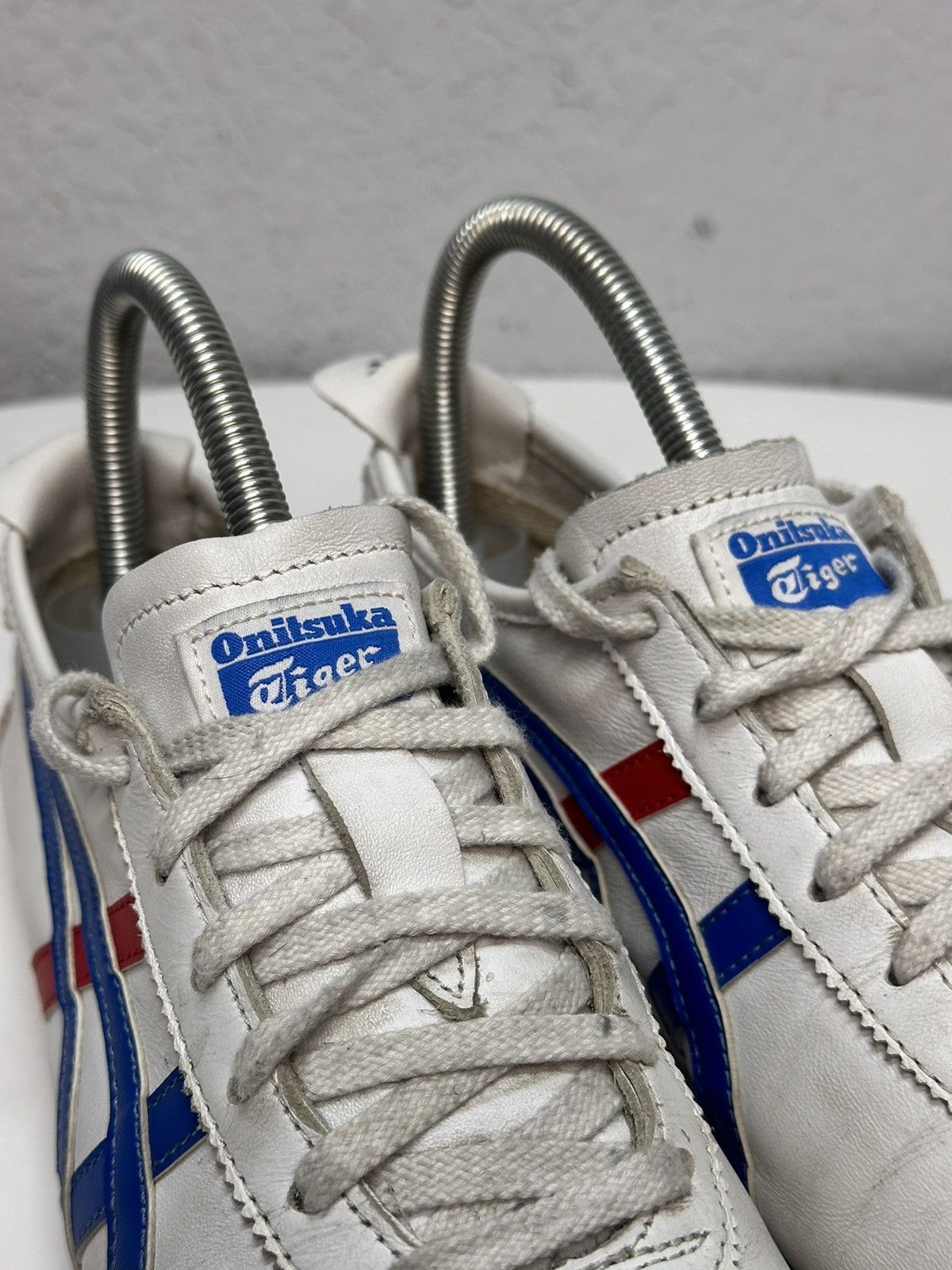 Onitsuka Tiger Onitsuka Tiger Mexico 66 White/Blue/Red Size 39.5 Size US 9.5 / IT 39.5 - 7 Thumbnail