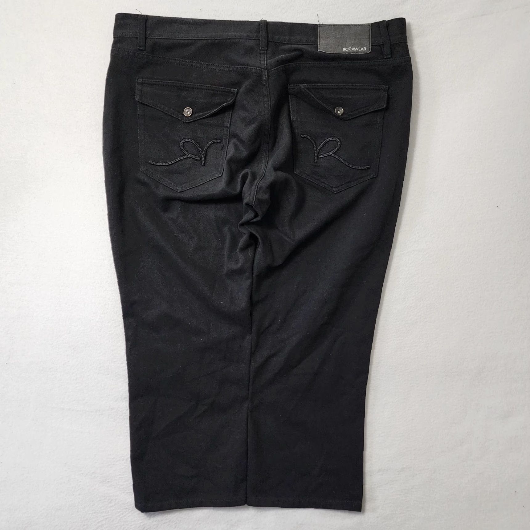 Rocawear VINTAGE Rocawear Baggy Jeans Mens 44 Black Inseam 26 Embroidered Tapered Pocket Skater Flap Styles: Jeans, Regular, Men Size US 44 / EU 60 - 2 Thumbnail