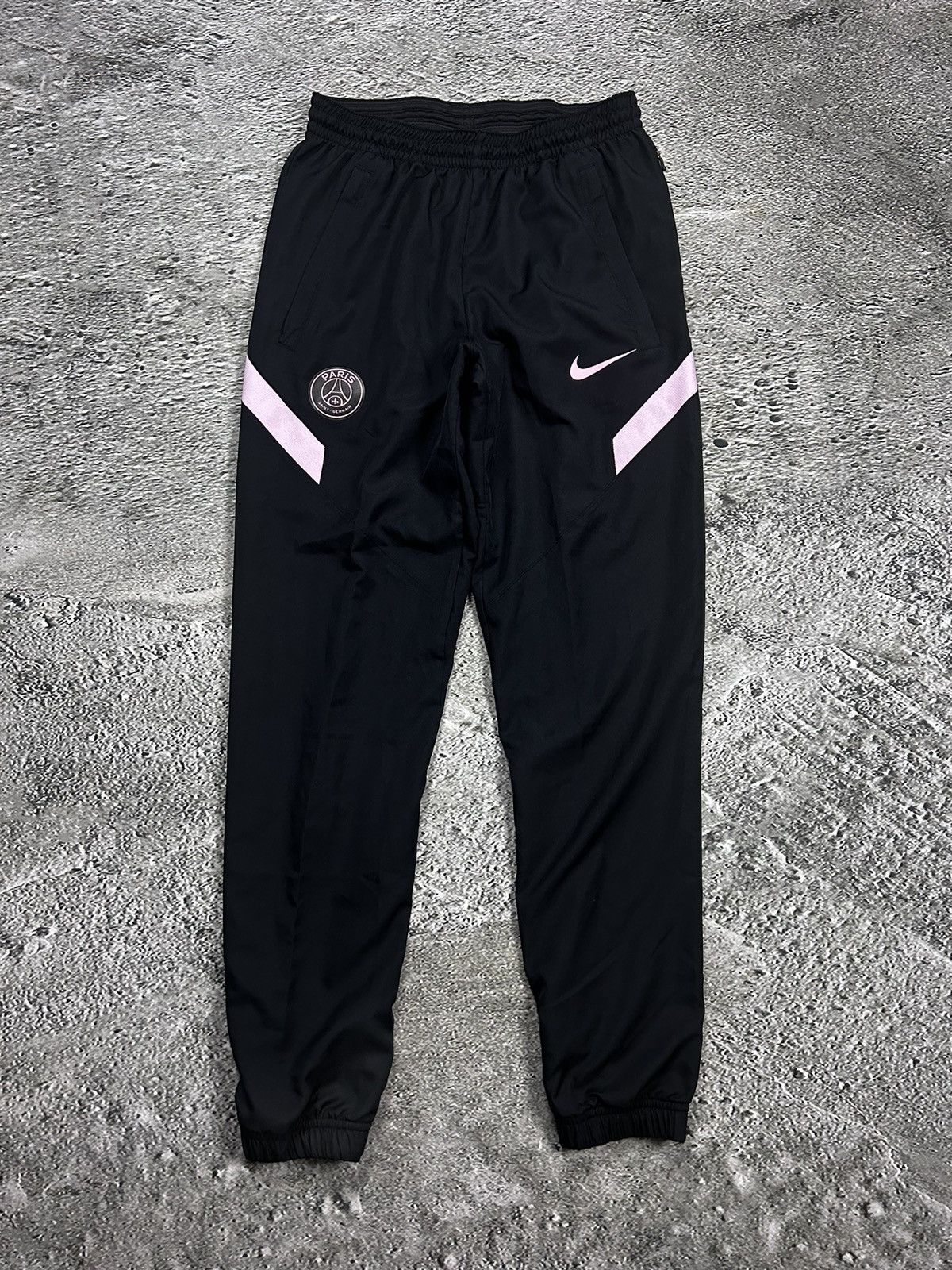 Nike PSG Nike nylon black track pants small swoosh drill Y2K Size US 28 / EU 44 - 1 Thumbnail