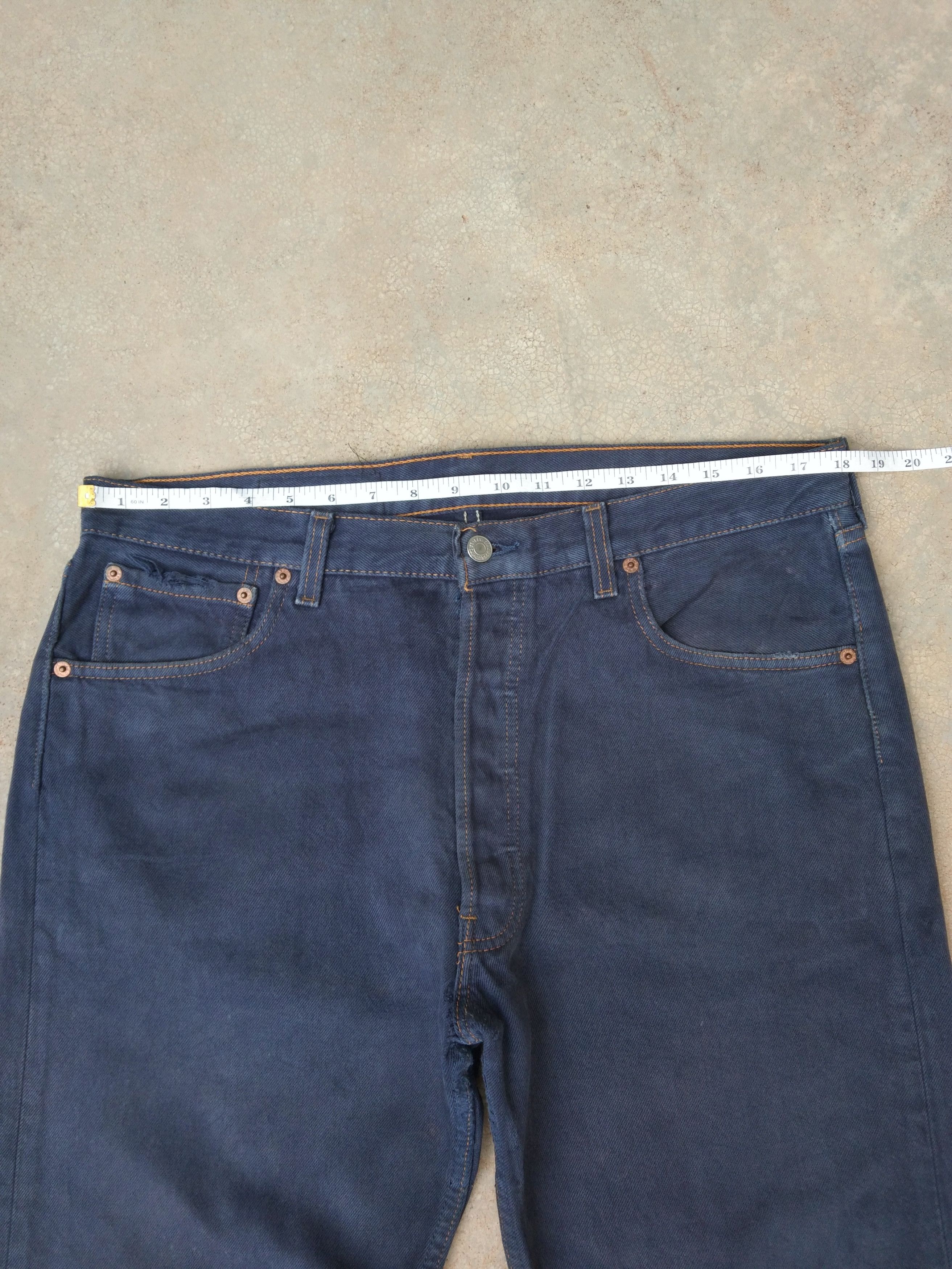 Levi's 90s Vintage Levi's 501 Made In USA Distressed Jeans 36x32 Size US 36 / EU 52 - 5 Thumbnail