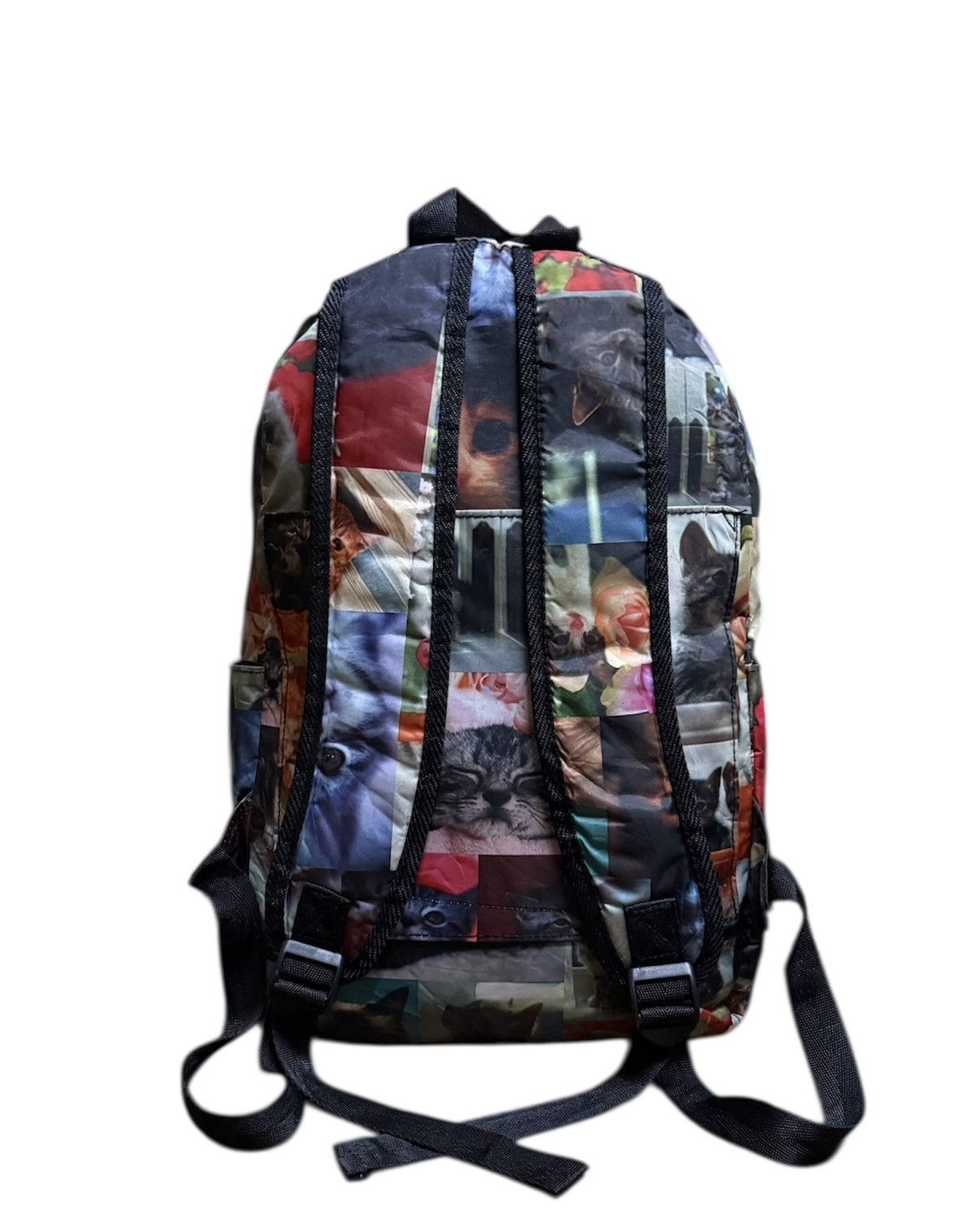 Japanese Brand Bagpack Featuring a Collage Print Of Cat Photos pink Roses Size ONE SIZE - 4 Thumbnail