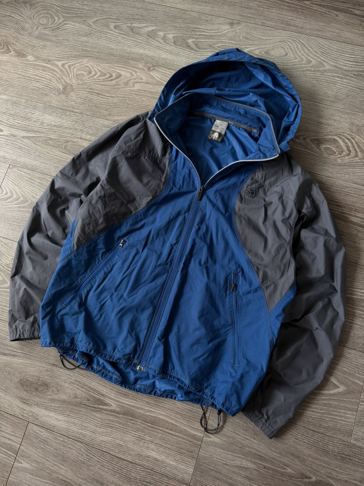 Nike ACG Nike ACG Vintage Windbreaker Lite Blue Men’s Jacket Size US L / EU 52-54 / 3 - 3 Thumbnail