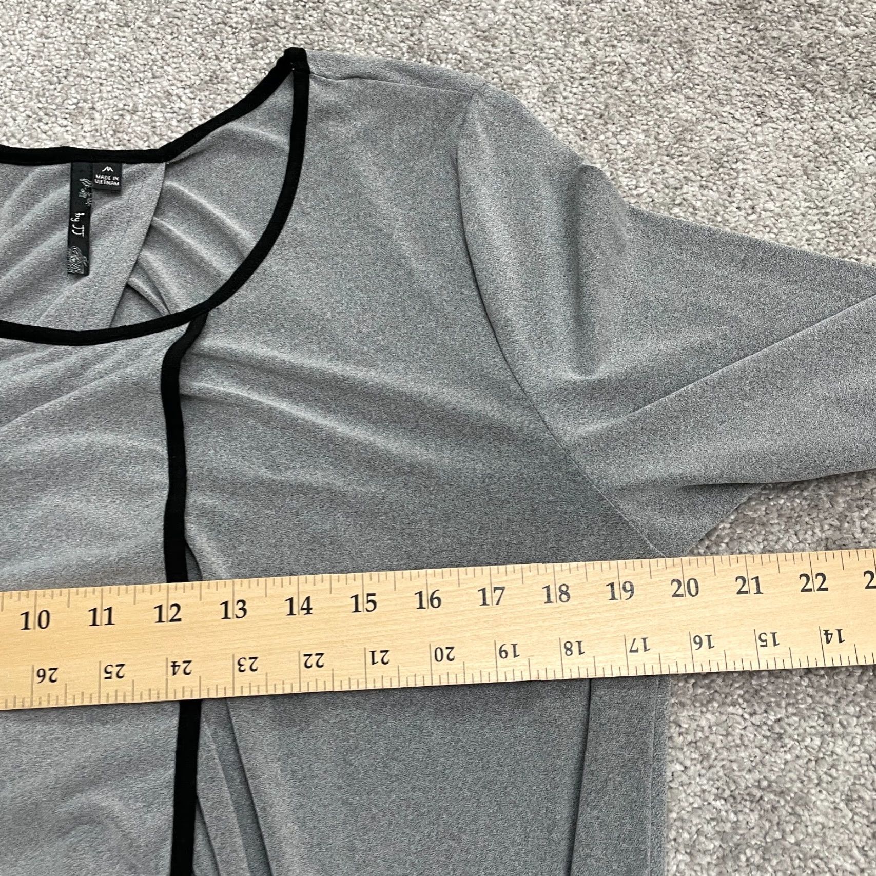 Vintage By JJ Tunic Blouse Women 3/4 Sleeve Round Neck Gray Medium Knit Polyester Spandex Casual Stretch Comfortable Regular Womens Size M / US 6-8 / IT 42-44 - 7 Thumbnail