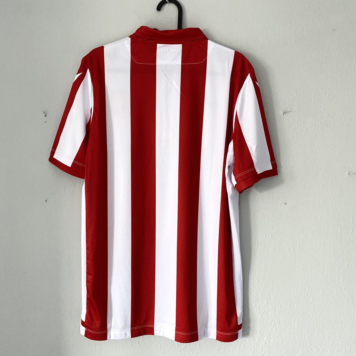 Macron 2019 2020 Stoke City England Macron Home Soccer Jersey Shirt Size US M / EU 48-50 / 2 - 8 Thumbnail