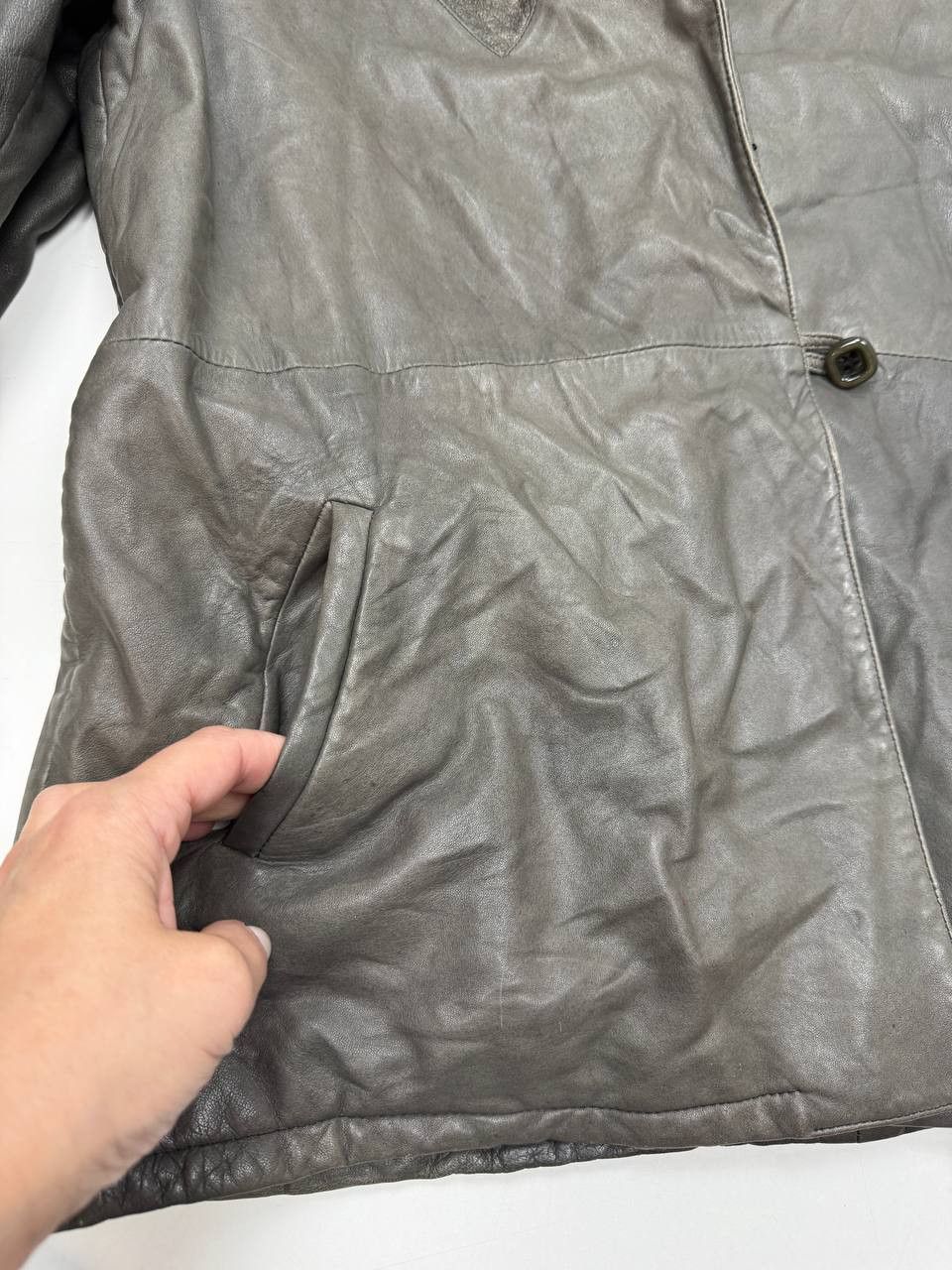 Vintage vintage leather women's jacket Size M / US 6-8 / IT 42-44 - 4 Thumbnail