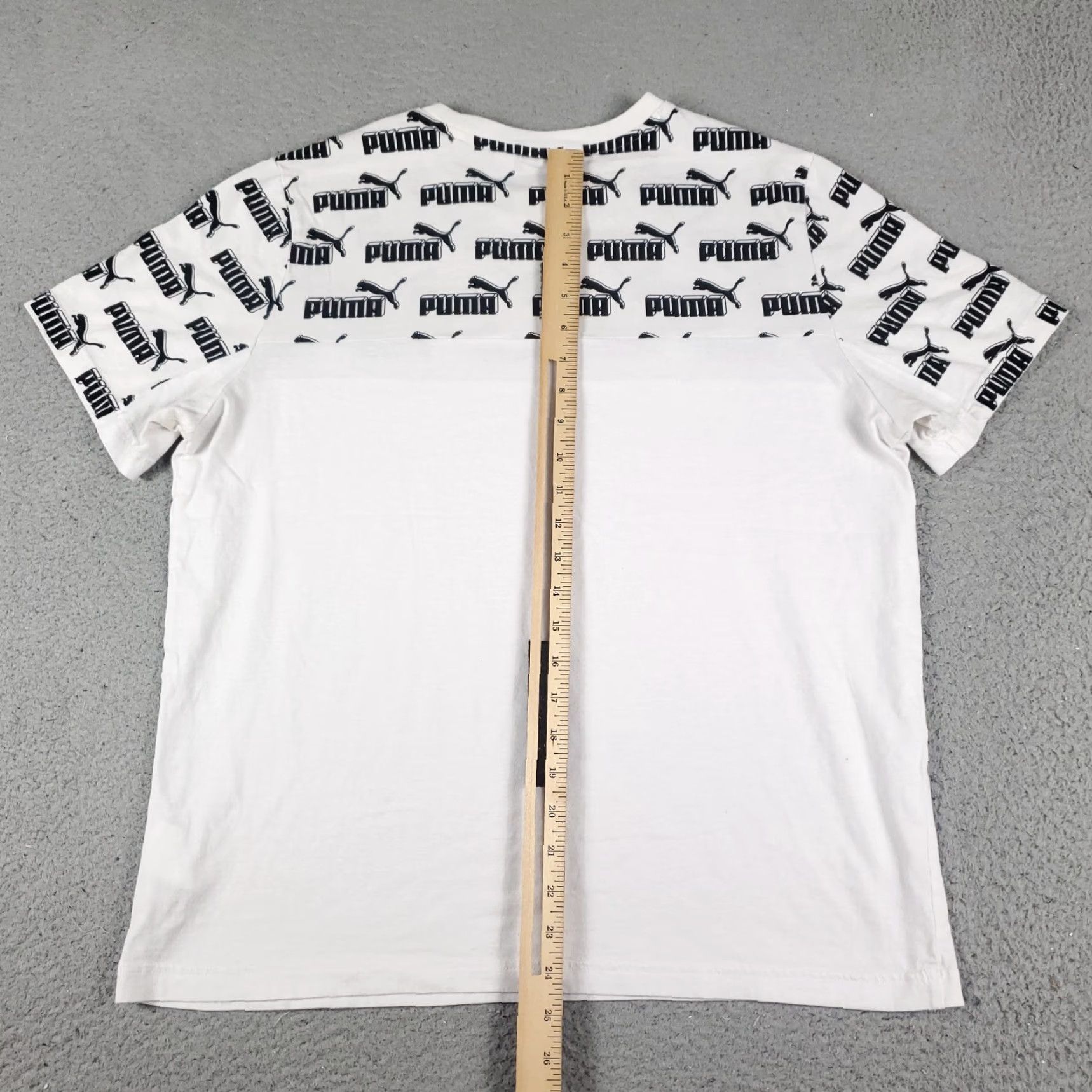 Puma PUMA T Shirt Mens L White Solid Logo Short Sleeve Crew Neck Casual Classic Sports Modern American Adults Mens Size US L / EU 52-54 / 3 - 3 Thumbnail