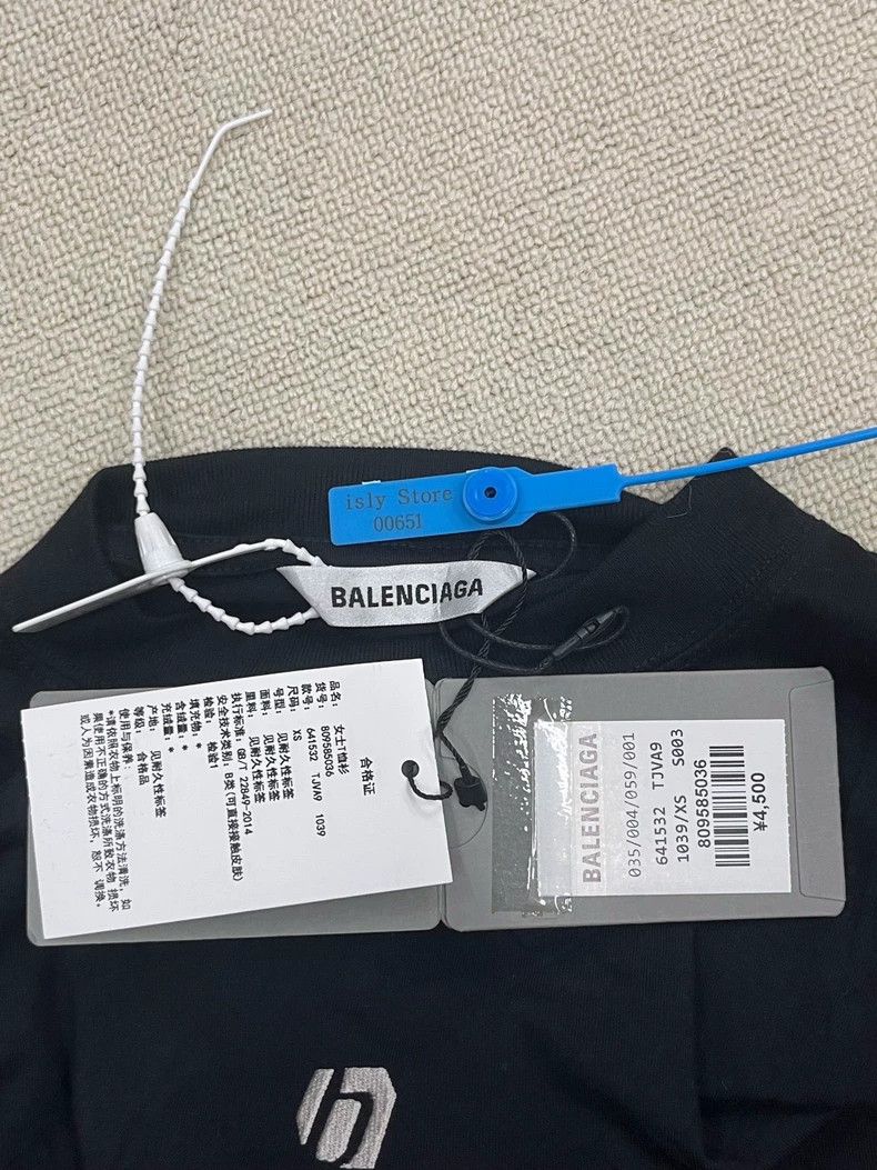 Balenciaga Balenciaga Monogrammed Crew Neck Short Sleeve Drop Sleeve Size XS / US 0-2 / IT 36-38 - 4 Thumbnail