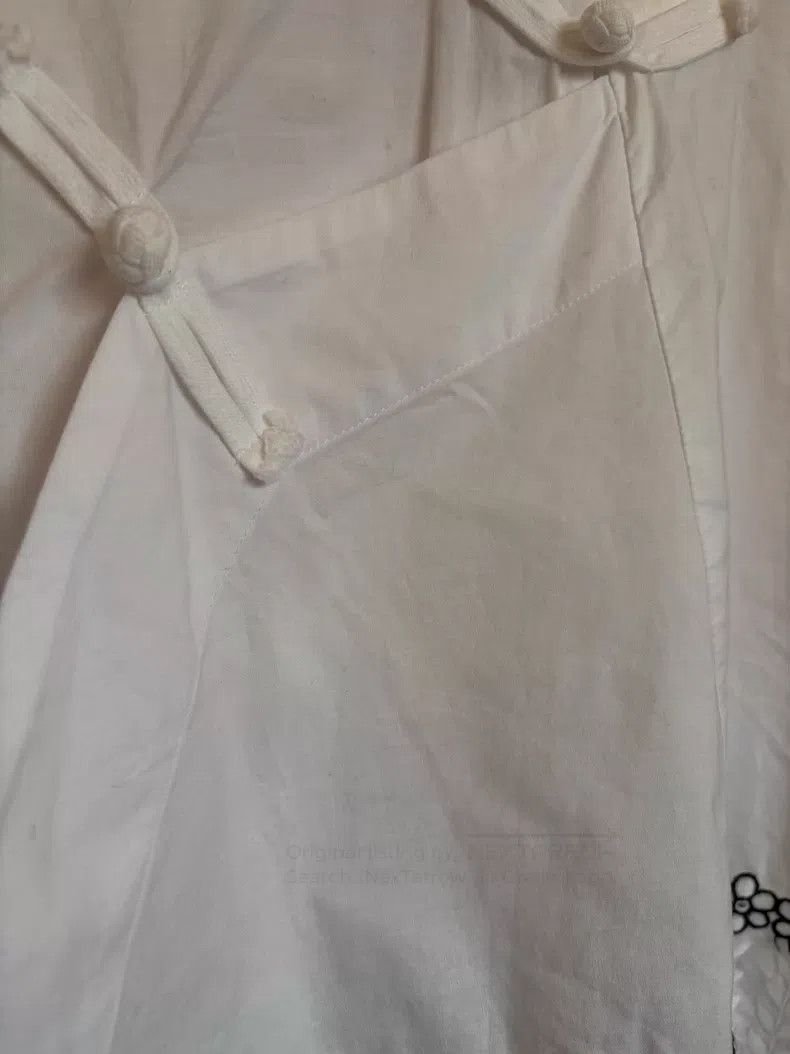 Comme des Garcons Comme Des Garcons Embroidered White Shirt with Chinese Col Size S / US 4 / IT 40 - 8 Thumbnail