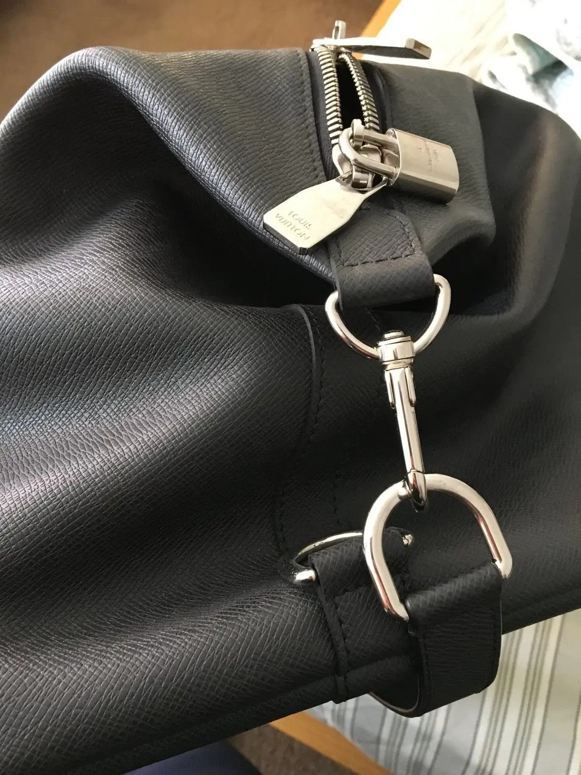 Louis Vuitton Louis Vuitton Taurillon Astralis 50 Black Keepall Size ONE SIZE - 12 Thumbnail