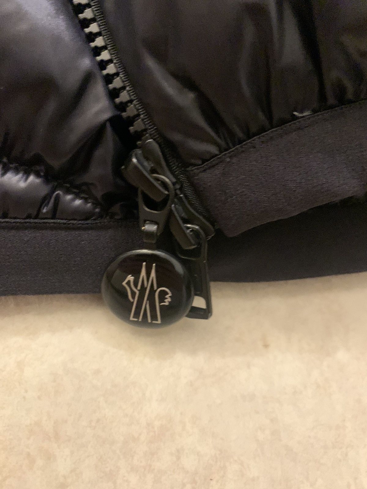 Marvel Comics MONCLER x SPIDER-MAN Violier web puffer jacket Size US S / EU 44-46 / 1 - 7 Thumbnail