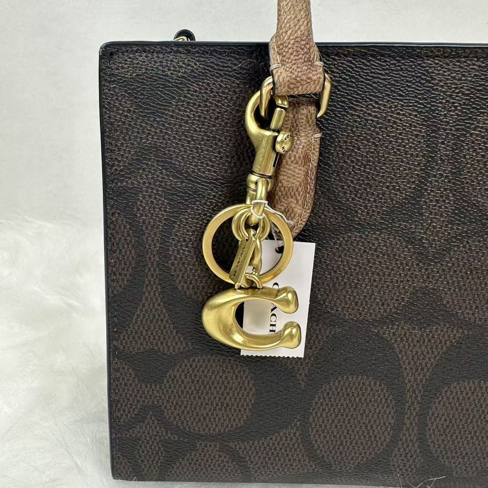 Coach Coach Signature C Bag Charm Key Chain Key ring In Brass/Gold Size ONE SIZE - 5 Thumbnail