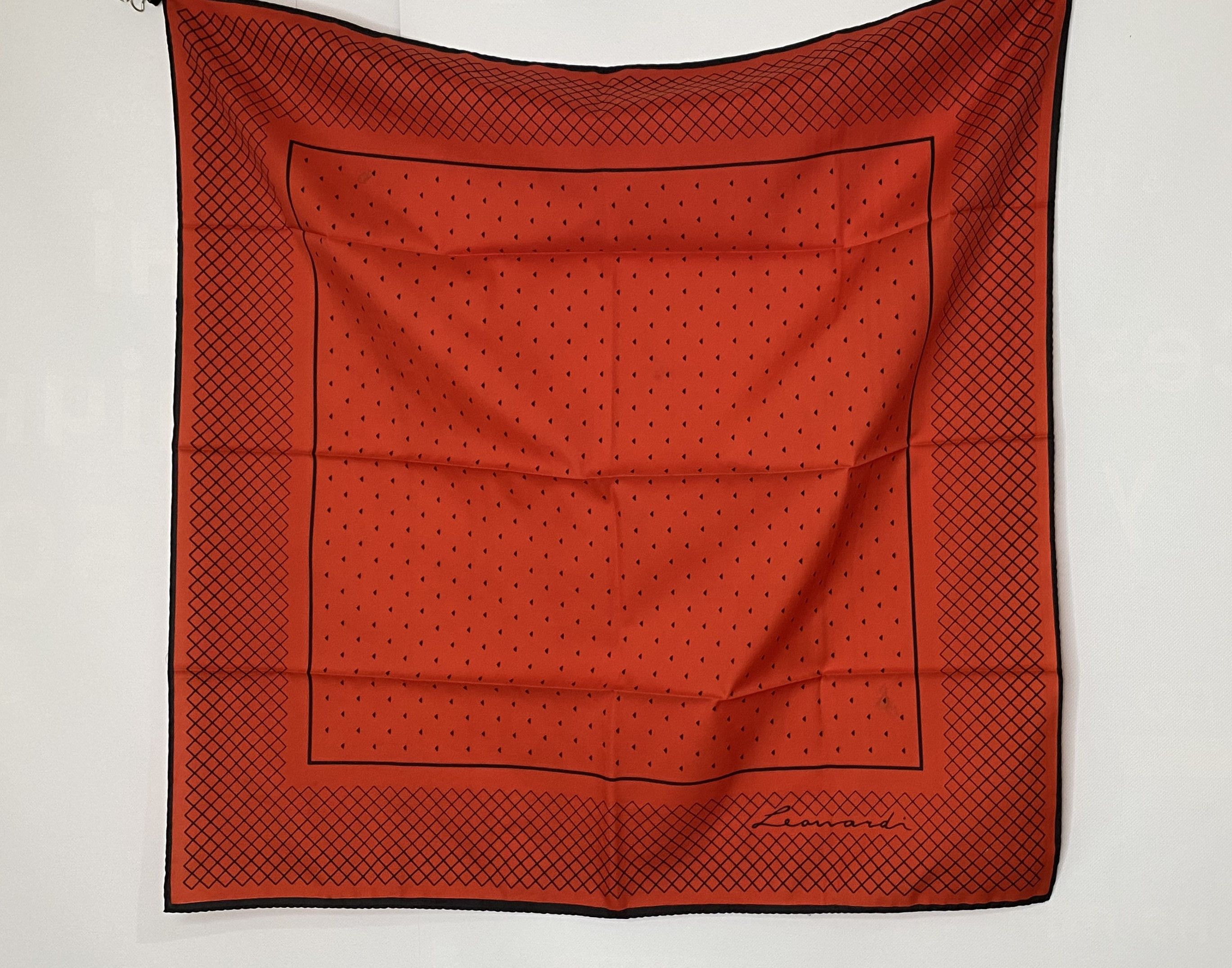 Leonard Paris × Vintage VINTAGE 90’S LEONARDI RED SILK SCARF MADE IN ITALY Size ONE SIZE - 1 Thumbnail