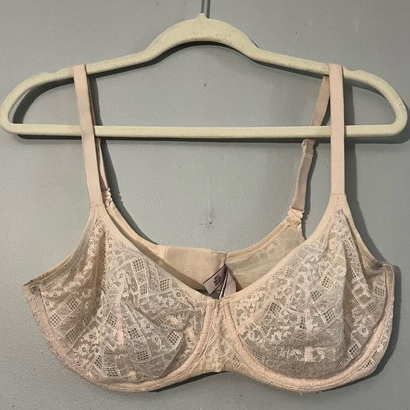 Victoria's Secret Victoria’s Secret VS Unlined Demi Bra size 38DD Size ONE SIZE - 1 Thumbnail