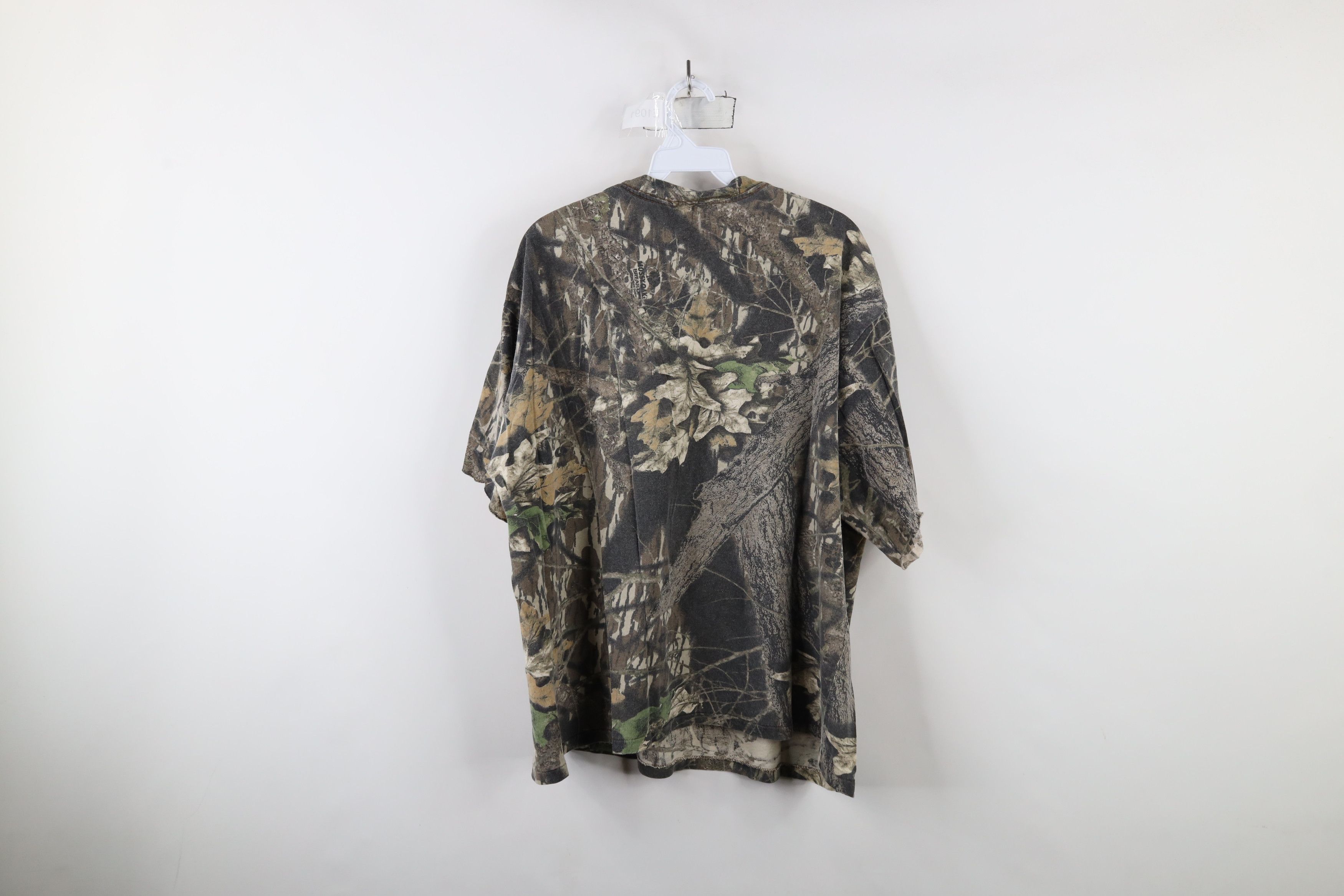 Mossy Oaks × Vintage Vintage 90s Mossy Oak Camouflage Pocket T-Shirt Cotton USA Size US XL / EU 56 / 4 - 11 Thumbnail