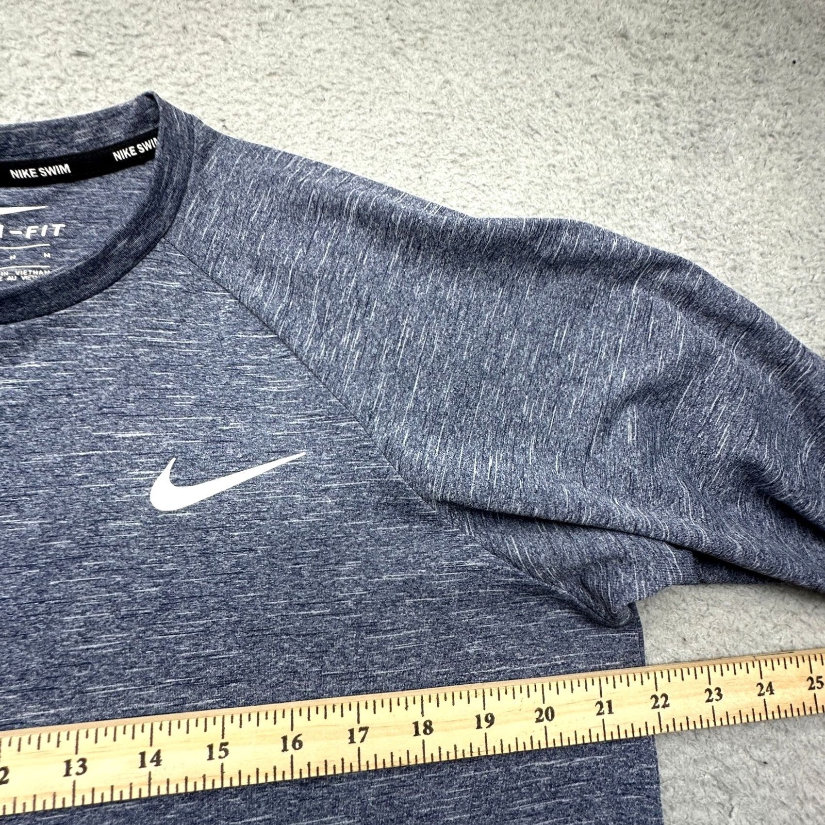 Nike Nike Swim Hydroguard Essential UPF Mens UV Long Sleeve Shirt Mens Medium Navy Shirt Size US M / EU 48-50 / 2 - 5 Thumbnail