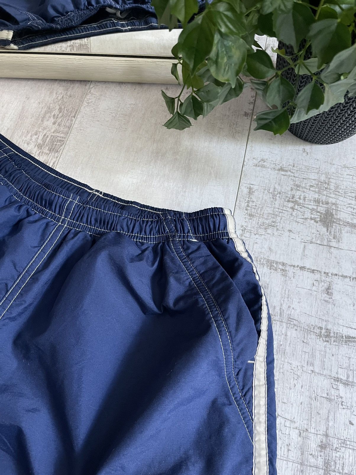 Nike Vintage Nike 90’s Cargo Nylon Shorts Y2K Swoosh Drill RARE Size US 30 / EU 46 - 5 Thumbnail