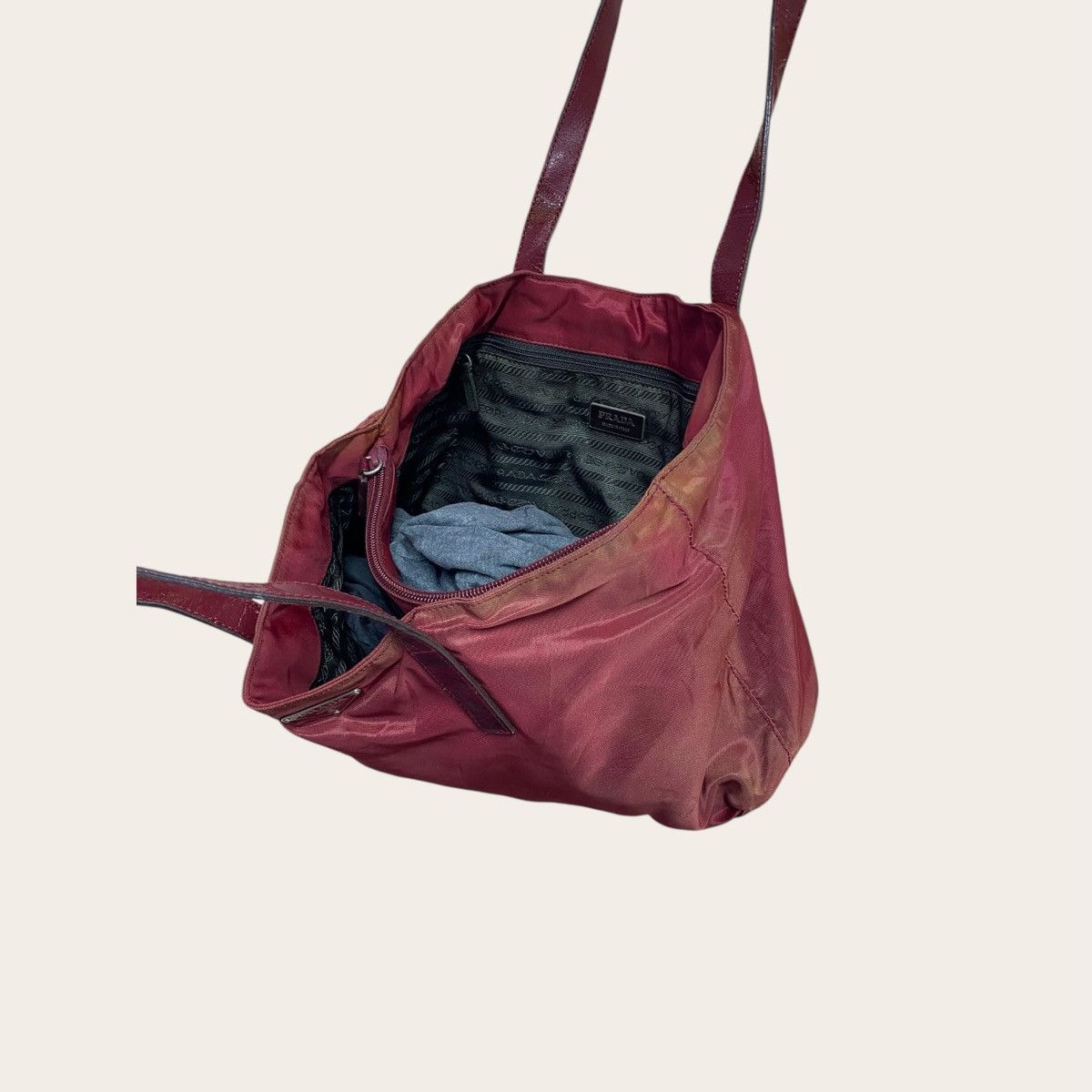 Prada Prada Burgundy Nylon Tote Bag | Leather Handles Size ONE SIZE - 18 Thumbnail