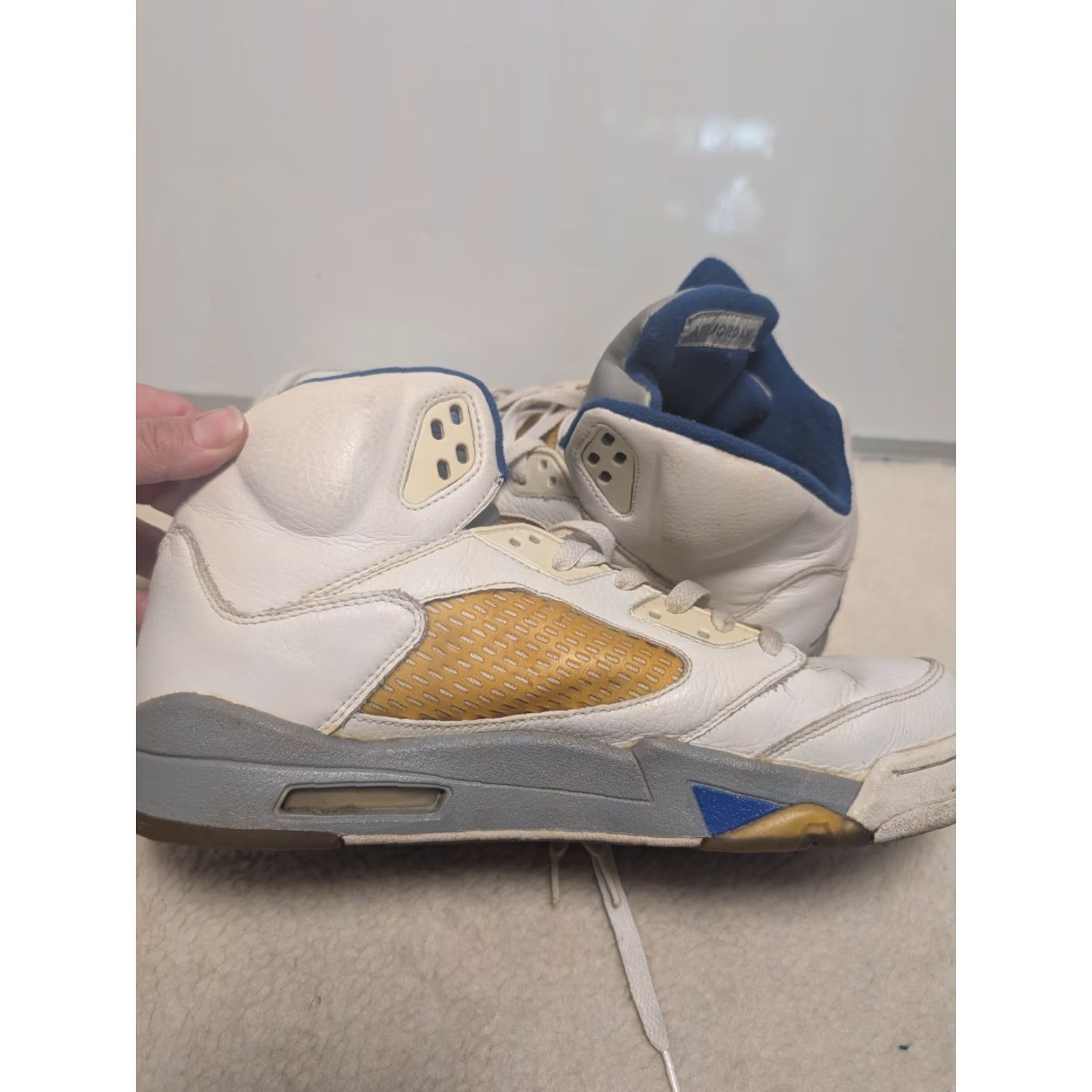 Nike Nike Jordan V 5 Stealth Athletic Sneakers Basketball Shoes 2006 Size 12 Mens White Blue Grey Size US 11 / EU 44 - 5 Thumbnail