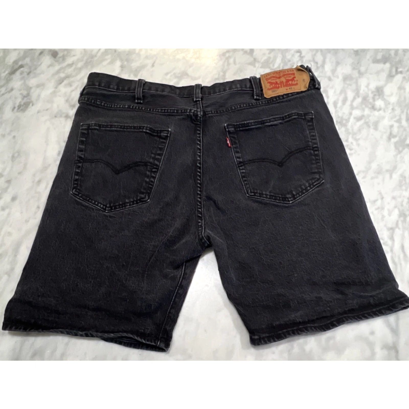 Levi's Levi's 501 Shorts Mens 42 Denim Black Button Fly Inseam 8-9 in 90s Chino American Outdoor Casual Size US 42 / EU 58 - 2 Thumbnail
