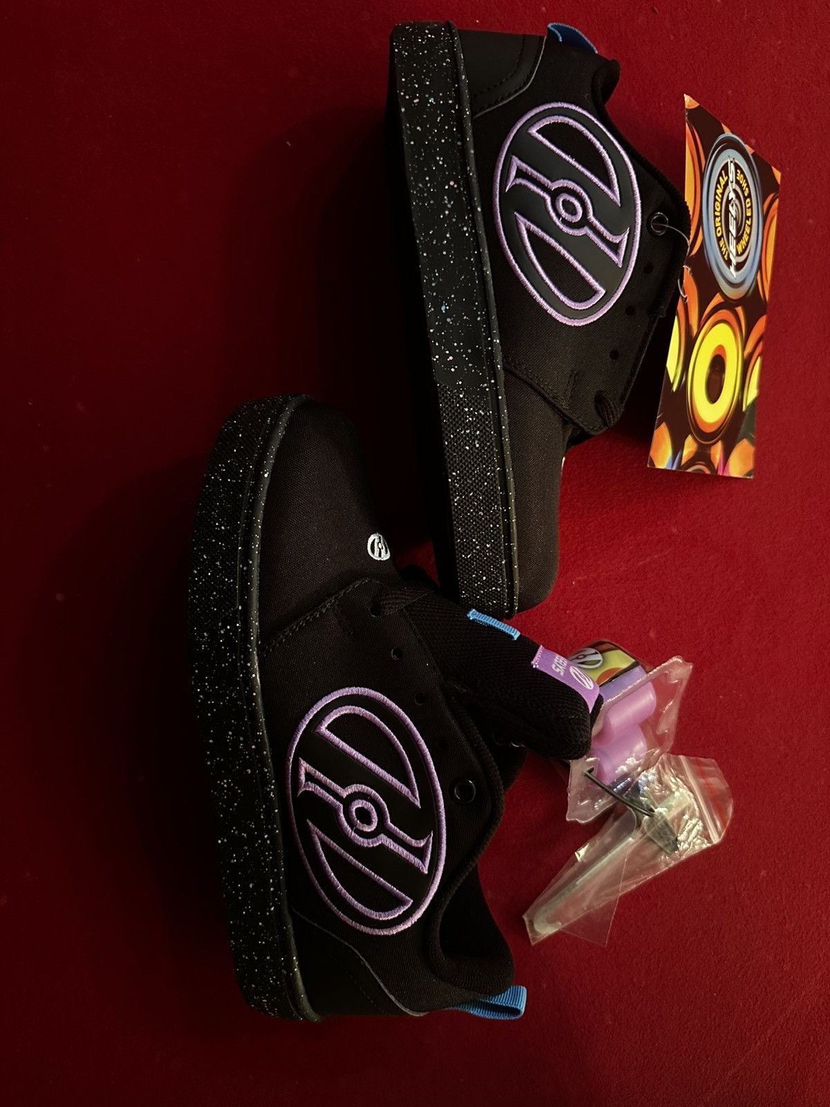 Heelys HEELYS Youth Kids Unisex.Skate Sneaker. Black/Purple.RARE Size US 5 / EU 37 - 6 Thumbnail