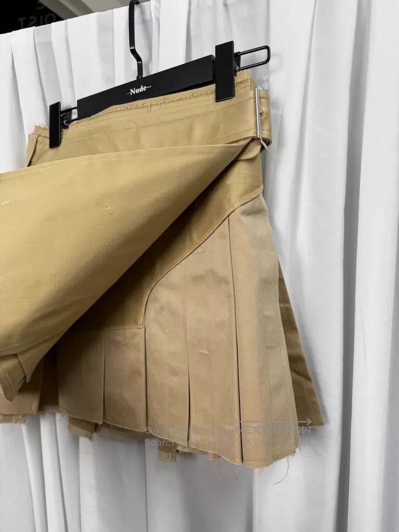 Comme des Garcons Comme Des Garcons Size XS asymmetrical mini skirt| Size 25" / US 0 / IT 36 - 3 Thumbnail
