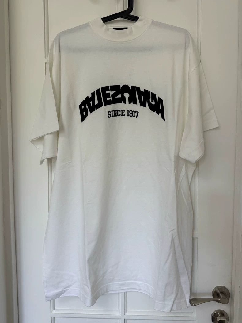 Balenciaga Balenciaga Logo White Short Sleeve Size US L / EU 52-54 / 3 - 1 Thumbnail