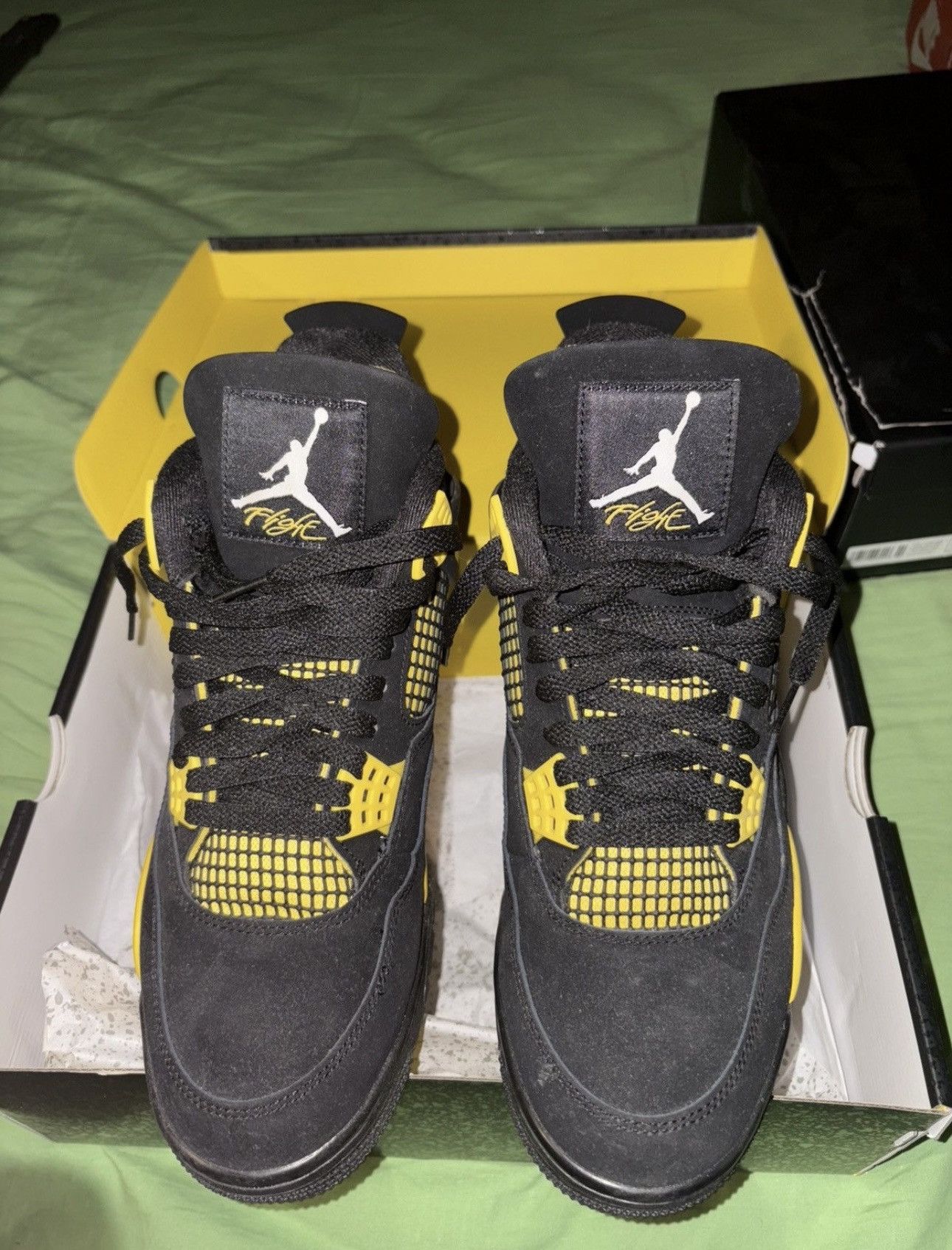 Jordan Brand Jordan Thunder 4 Size US 10.5 / EU 43-44 - 2 Thumbnail