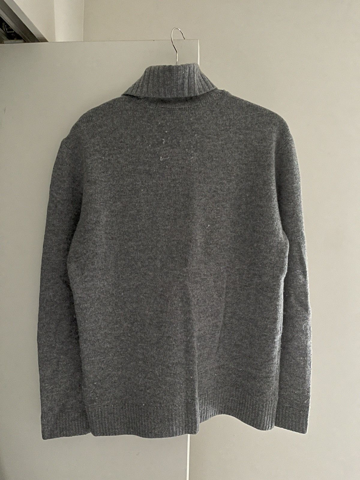 John Richmond John Richmond Embroidered Turtleneck Jumper Size US M / EU 48-50 / 2 - 2 Thumbnail