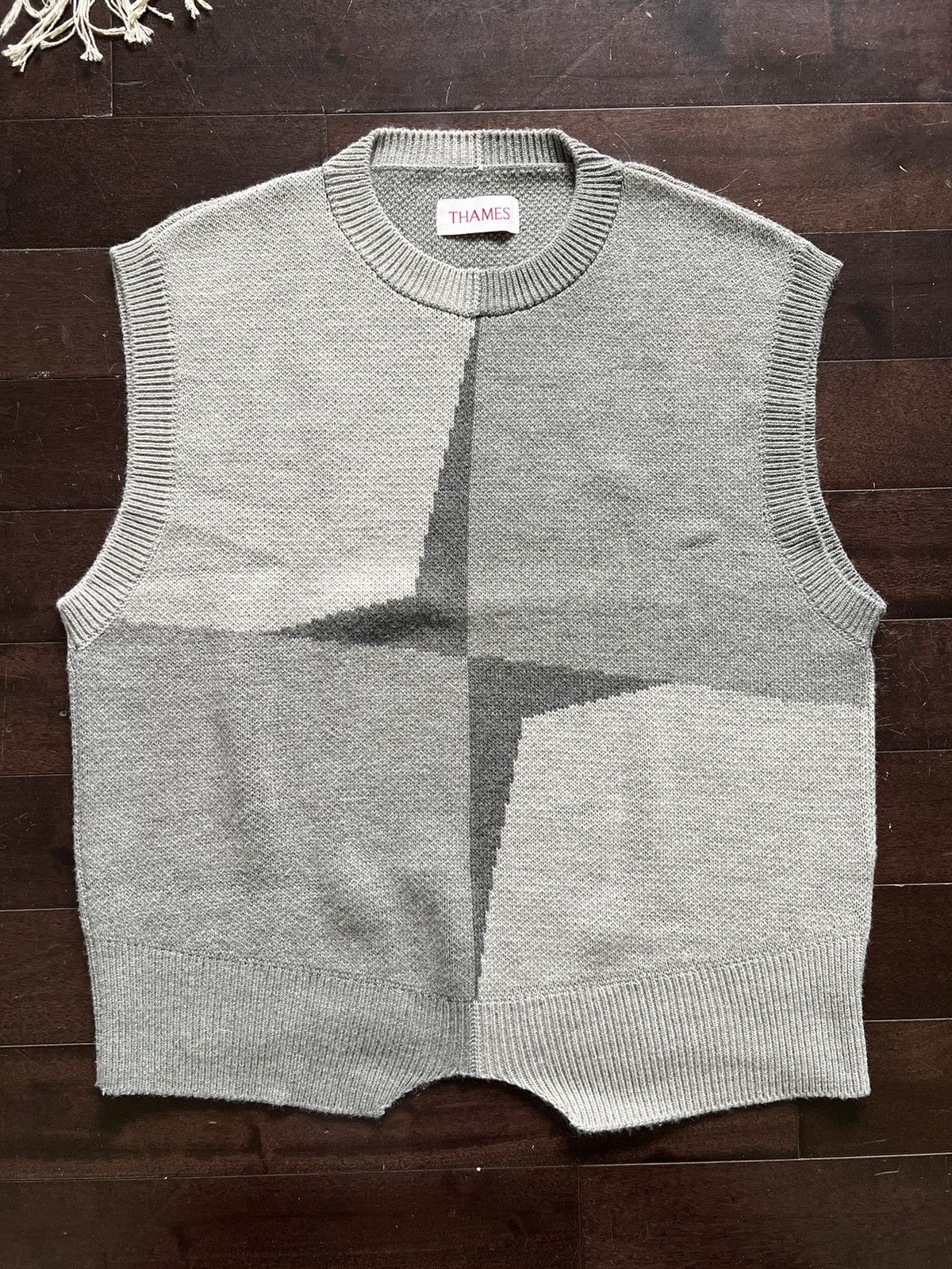 P.G. KNIT SHREWSBURY – THAMES MMXX.
