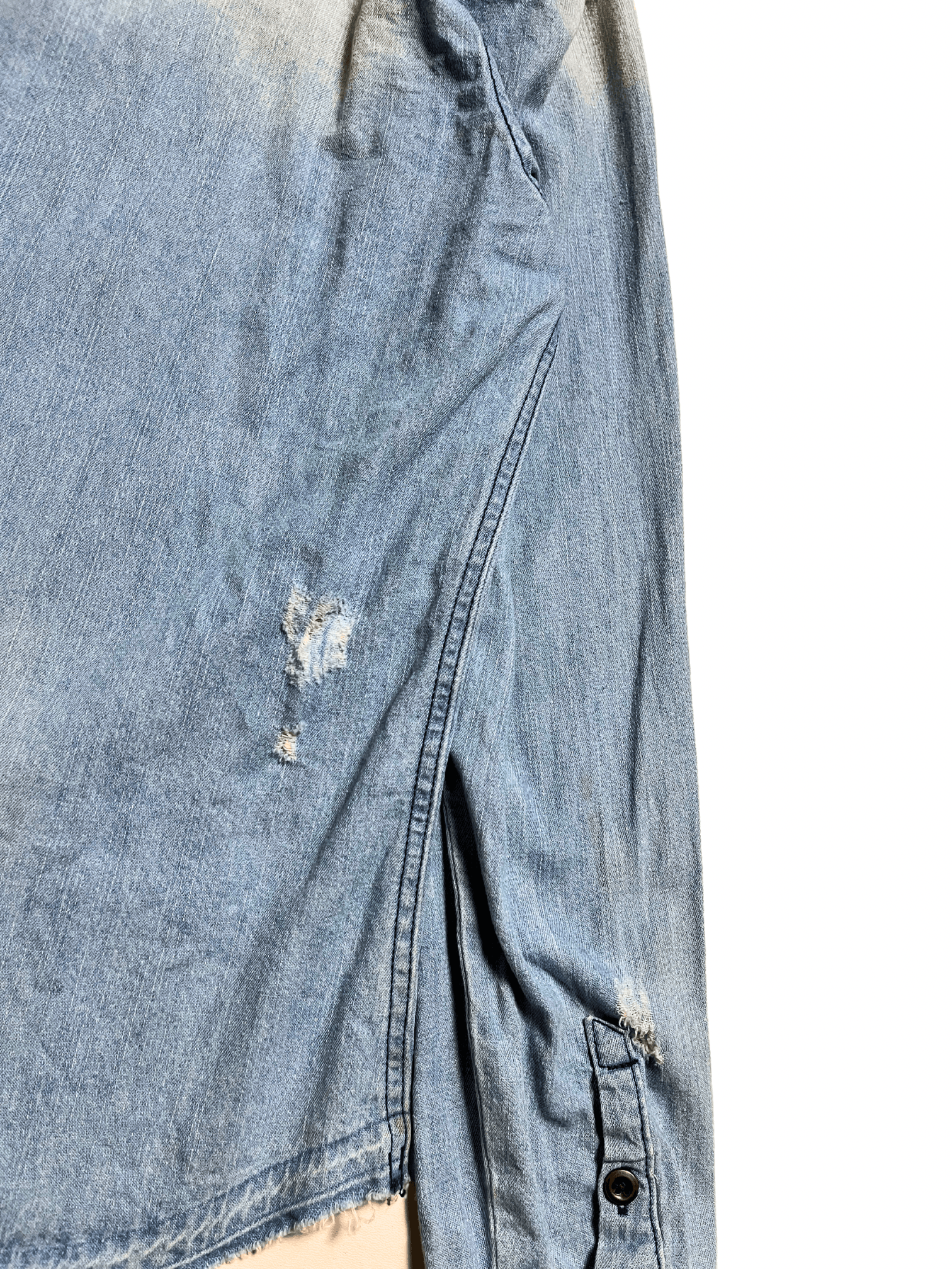 If Six Was Nine × Le Grande Bleu (L.G.B.) × Yasuyuki Ishii 90s In The Attic - distressed unfinish washed denim shirt Size US L / EU 52-54 / 3 - 5 Thumbnail